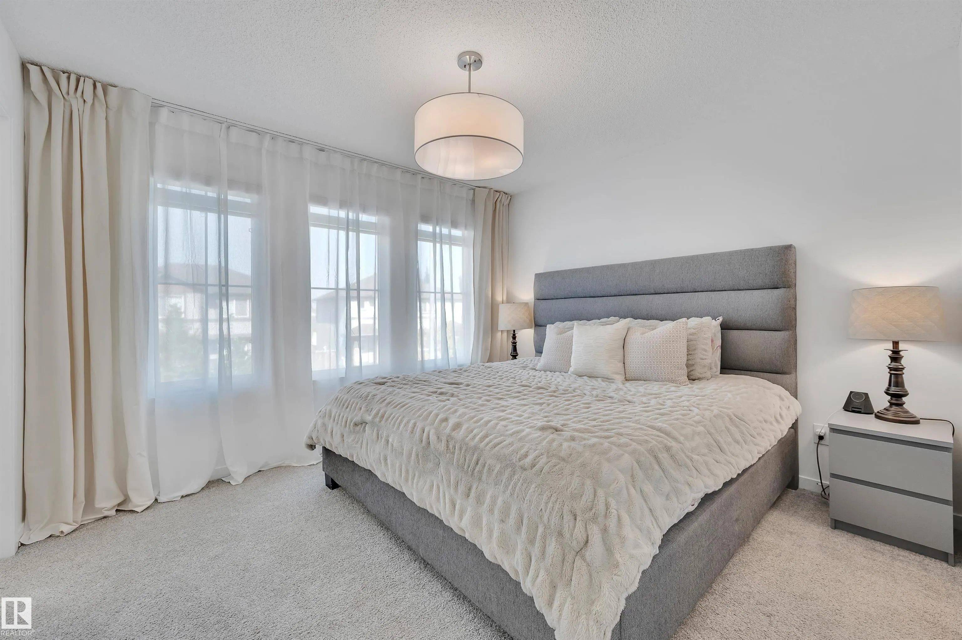 525 SECORD Boulevard