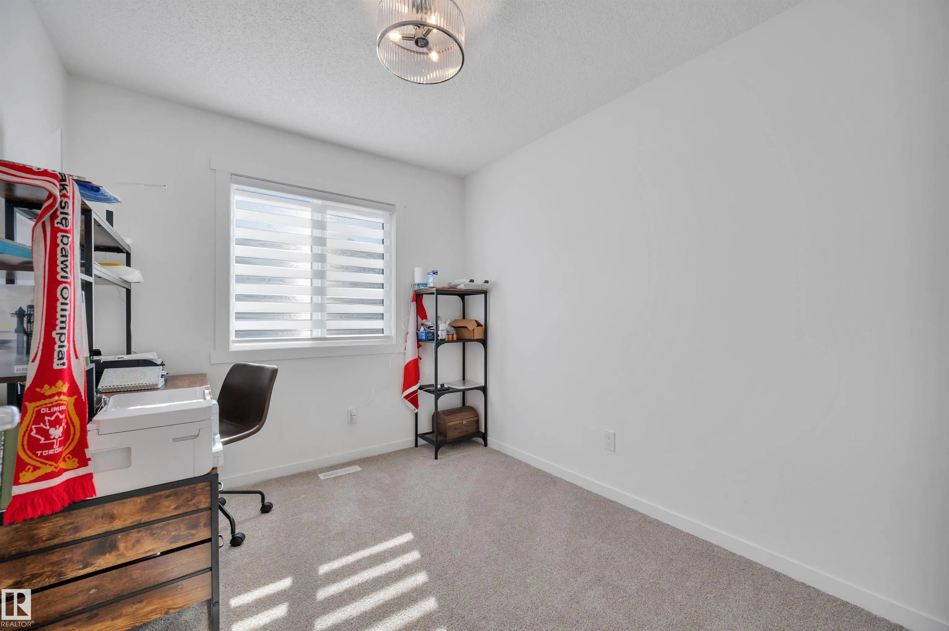 525 SECORD Boulevard