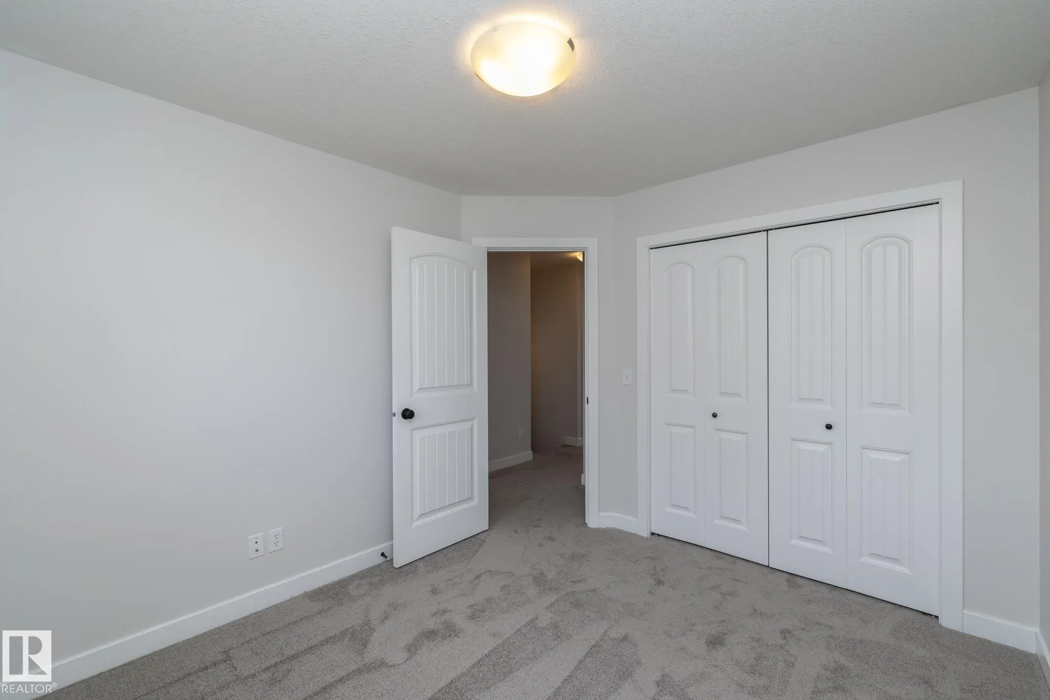 197 BIRCHWOOD Close