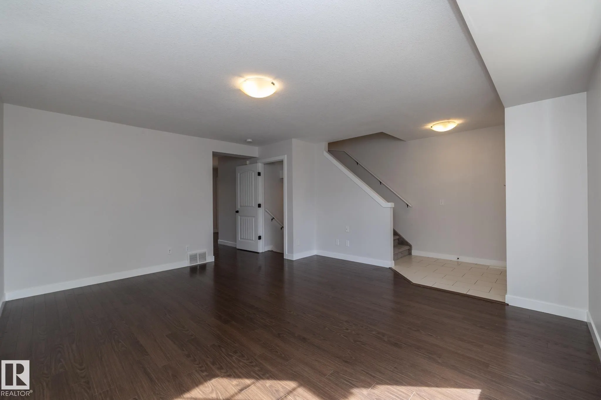 197 BIRCHWOOD Close