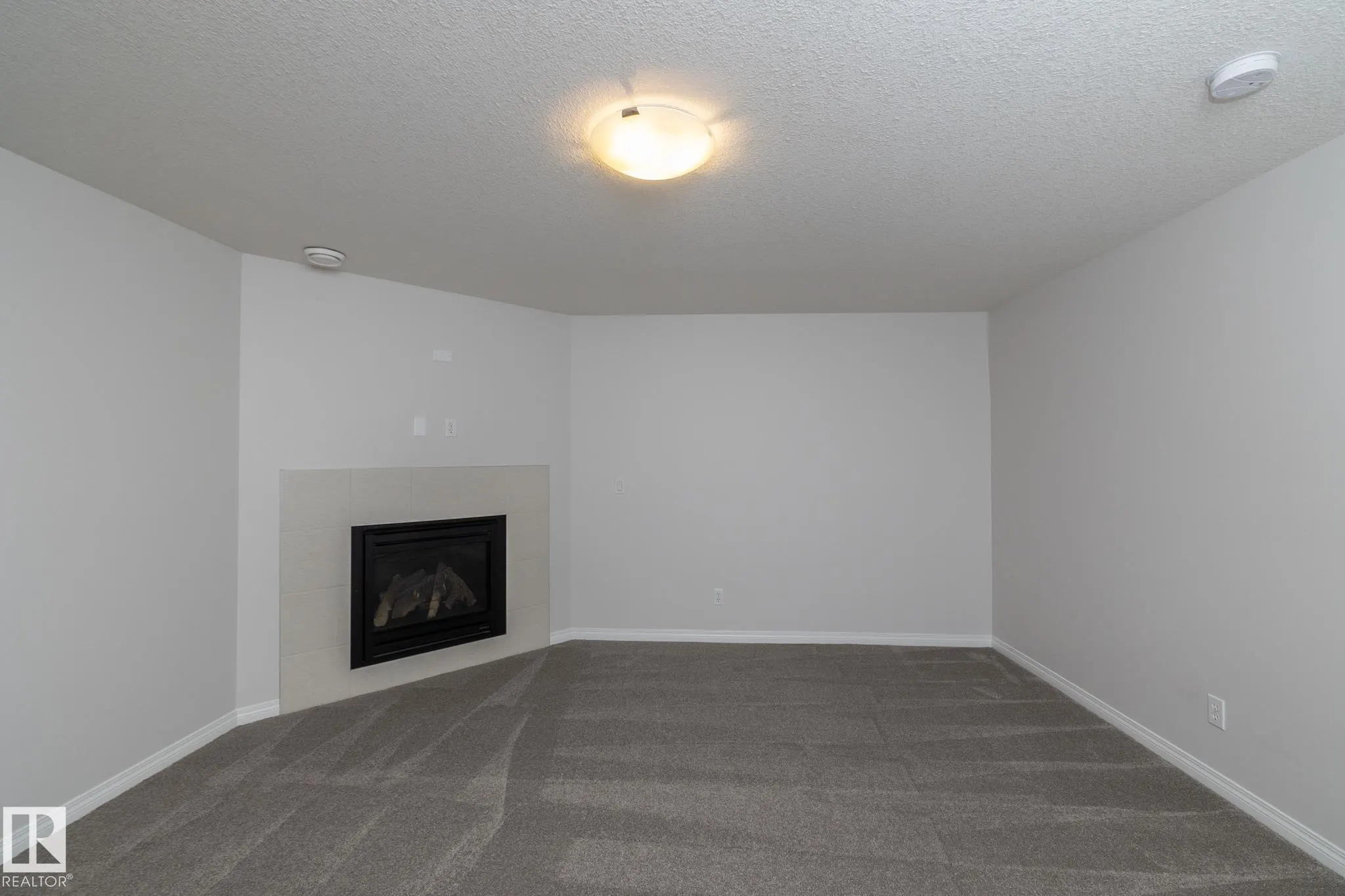 197 BIRCHWOOD Close