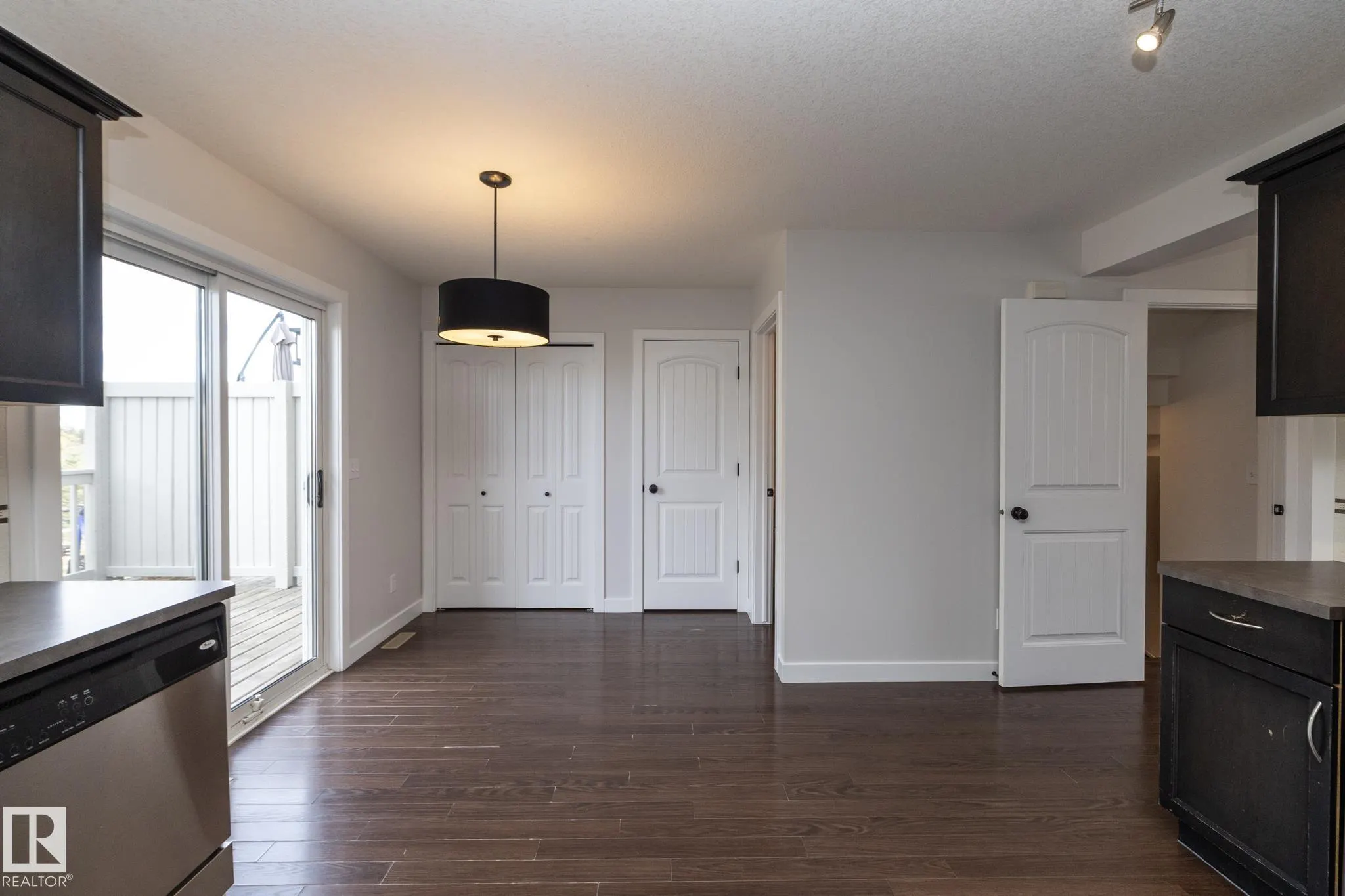 197 BIRCHWOOD Close