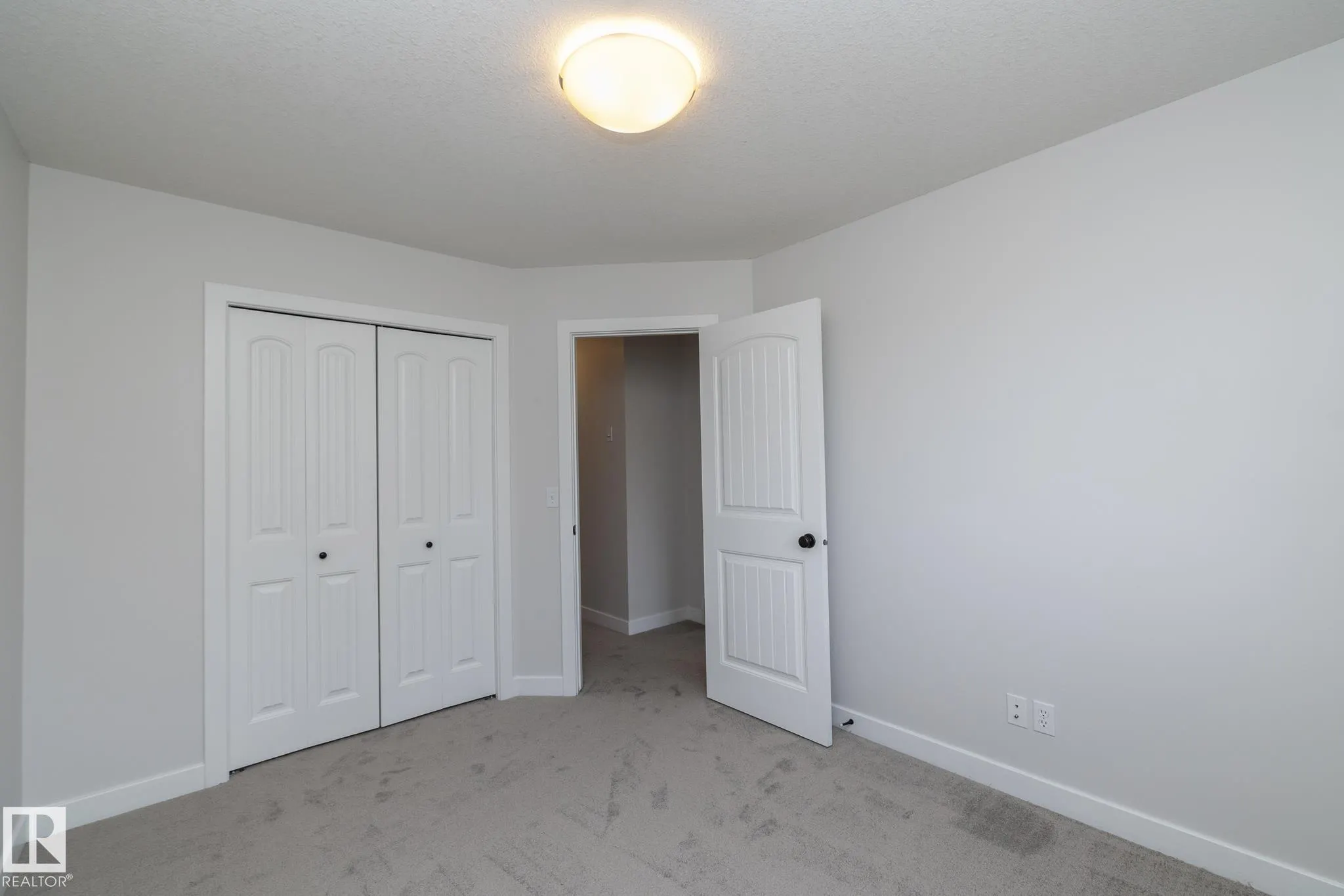 197 BIRCHWOOD Close