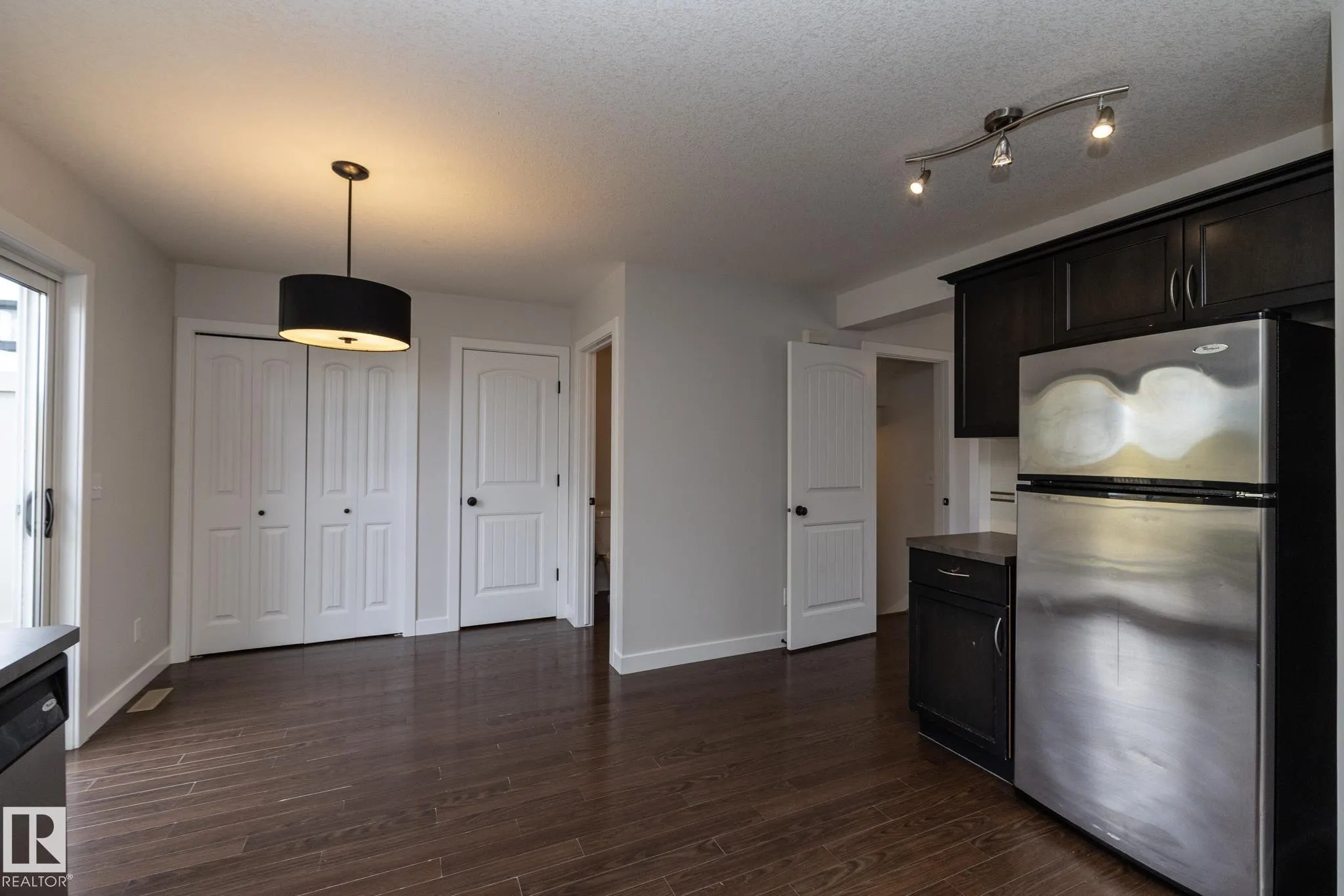 197 BIRCHWOOD Close