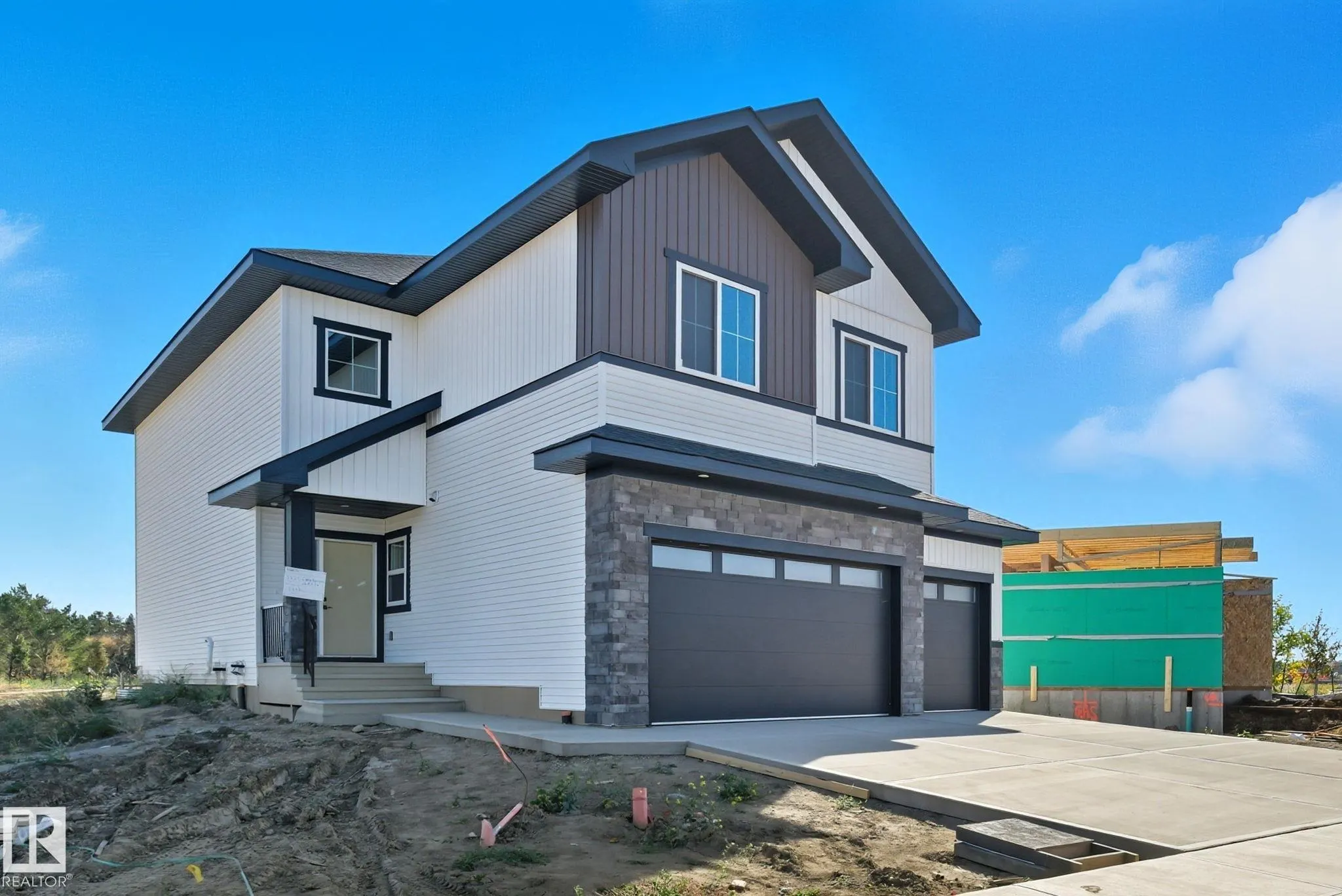 3325 Chernowski Way