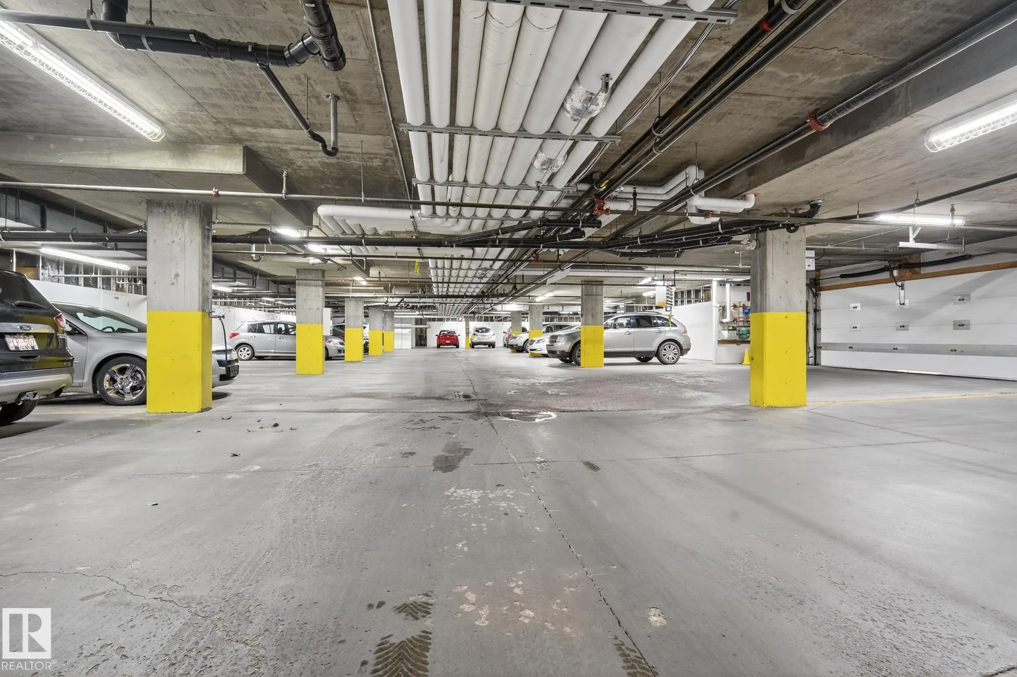 12408 15 Avenue