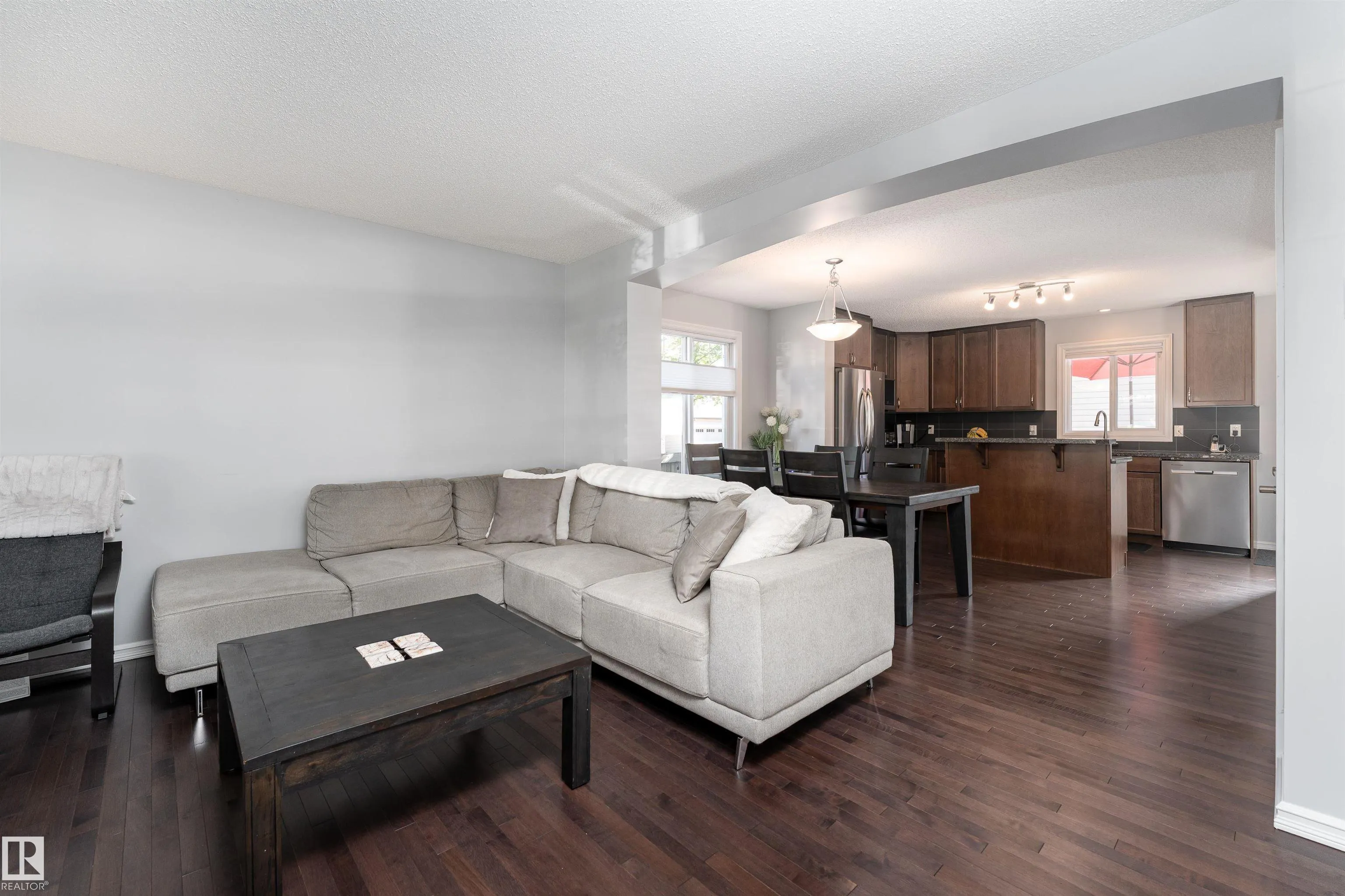 3722 Alexander Crescent