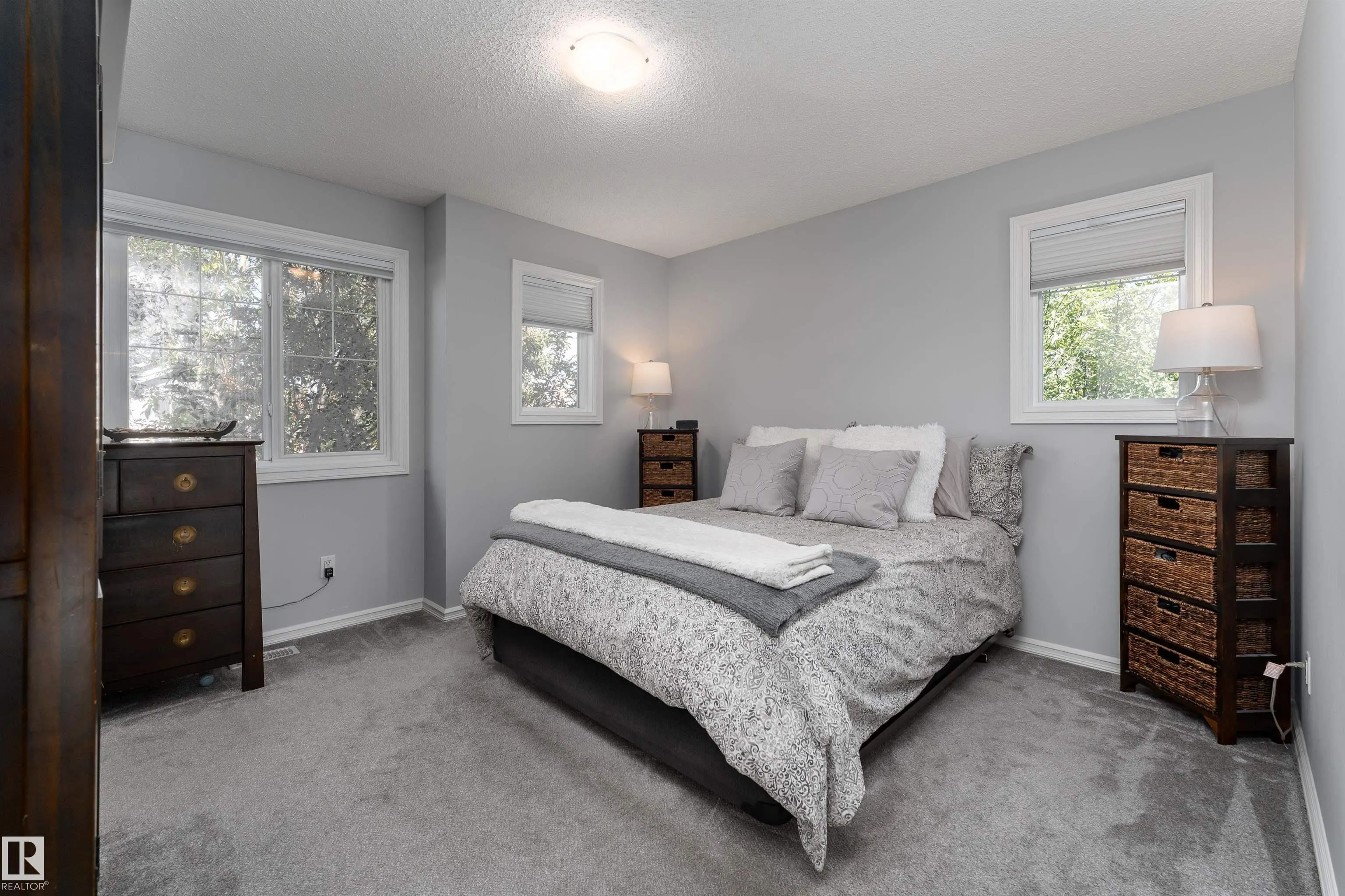 3722 Alexander Crescent