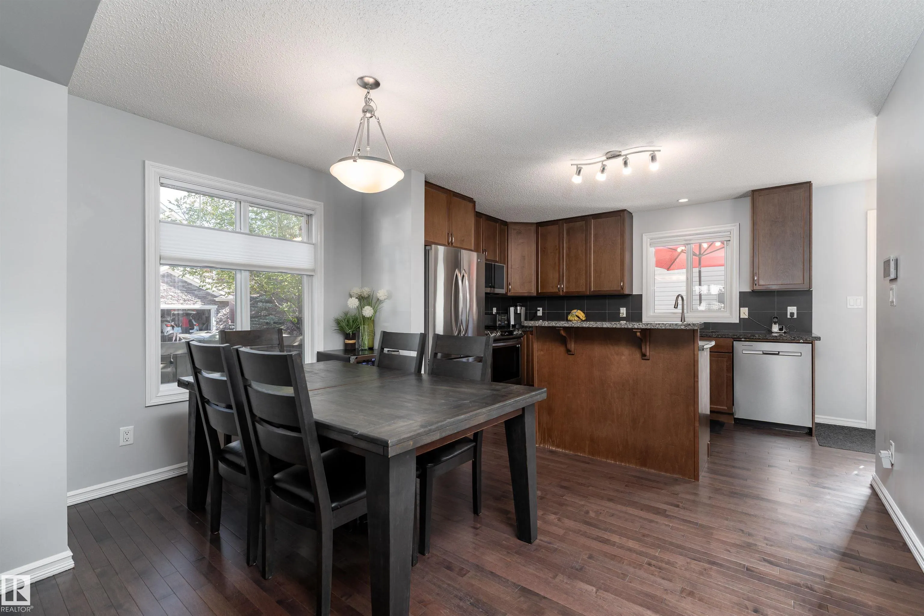 3722 Alexander Crescent