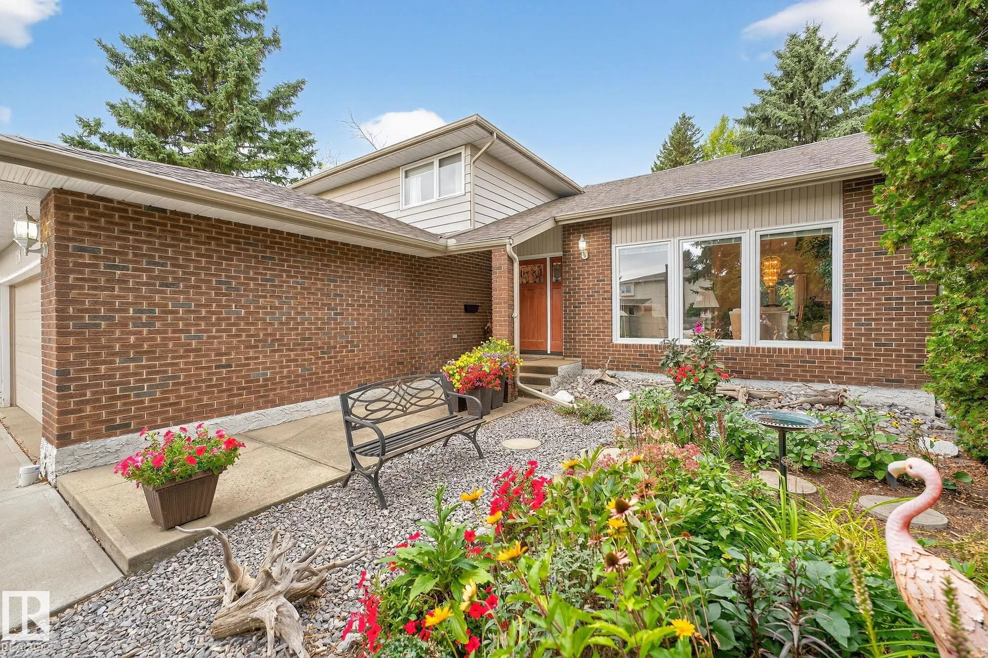 316 LESSARD Drive