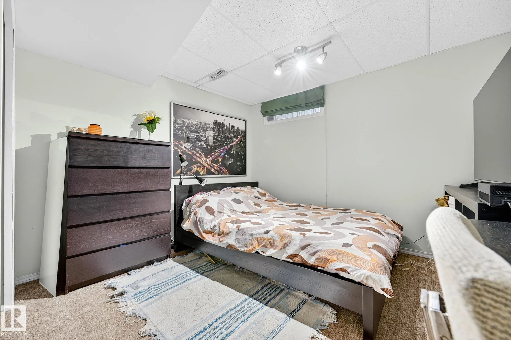316 LESSARD Drive