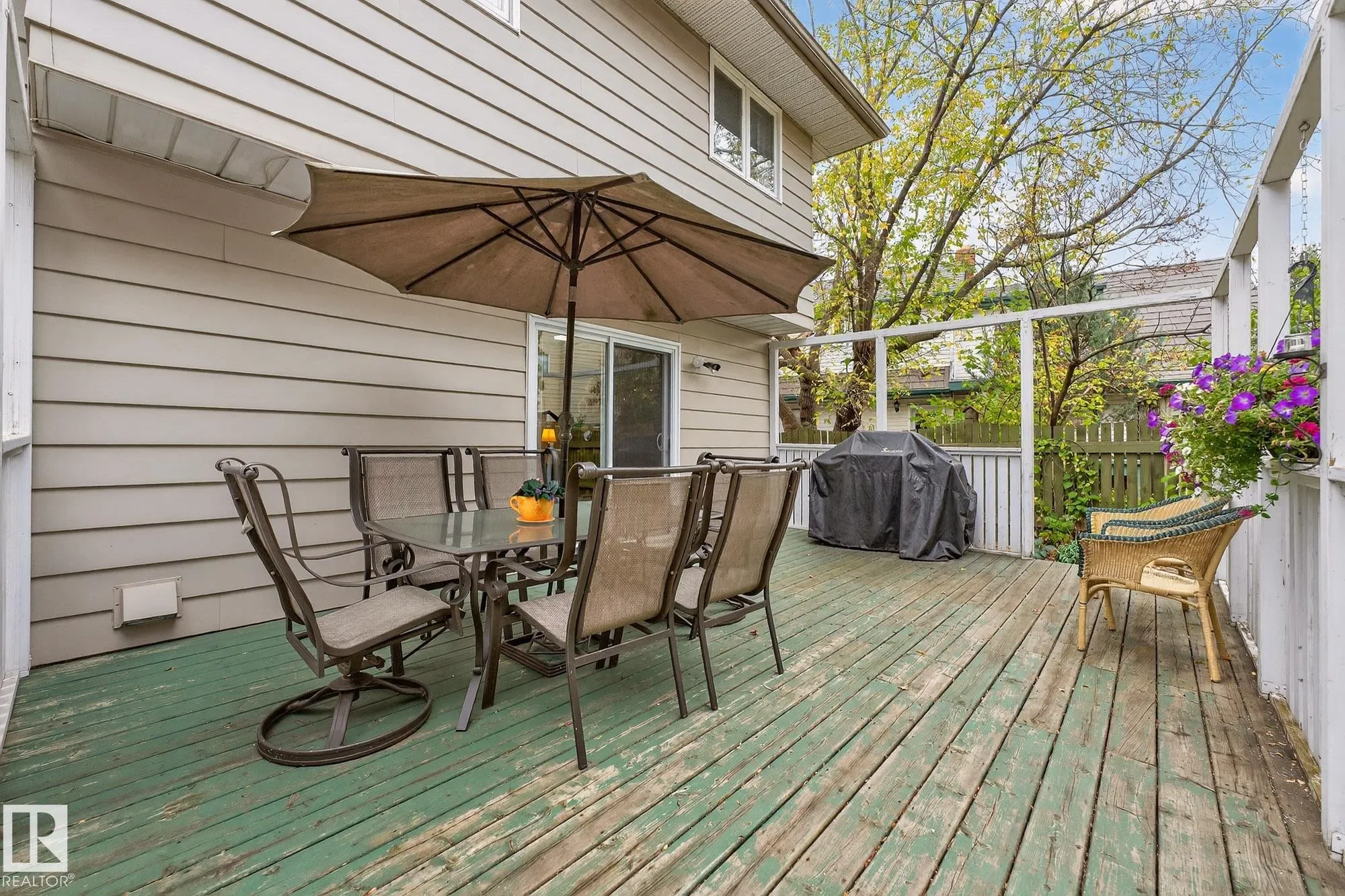 316 LESSARD Drive