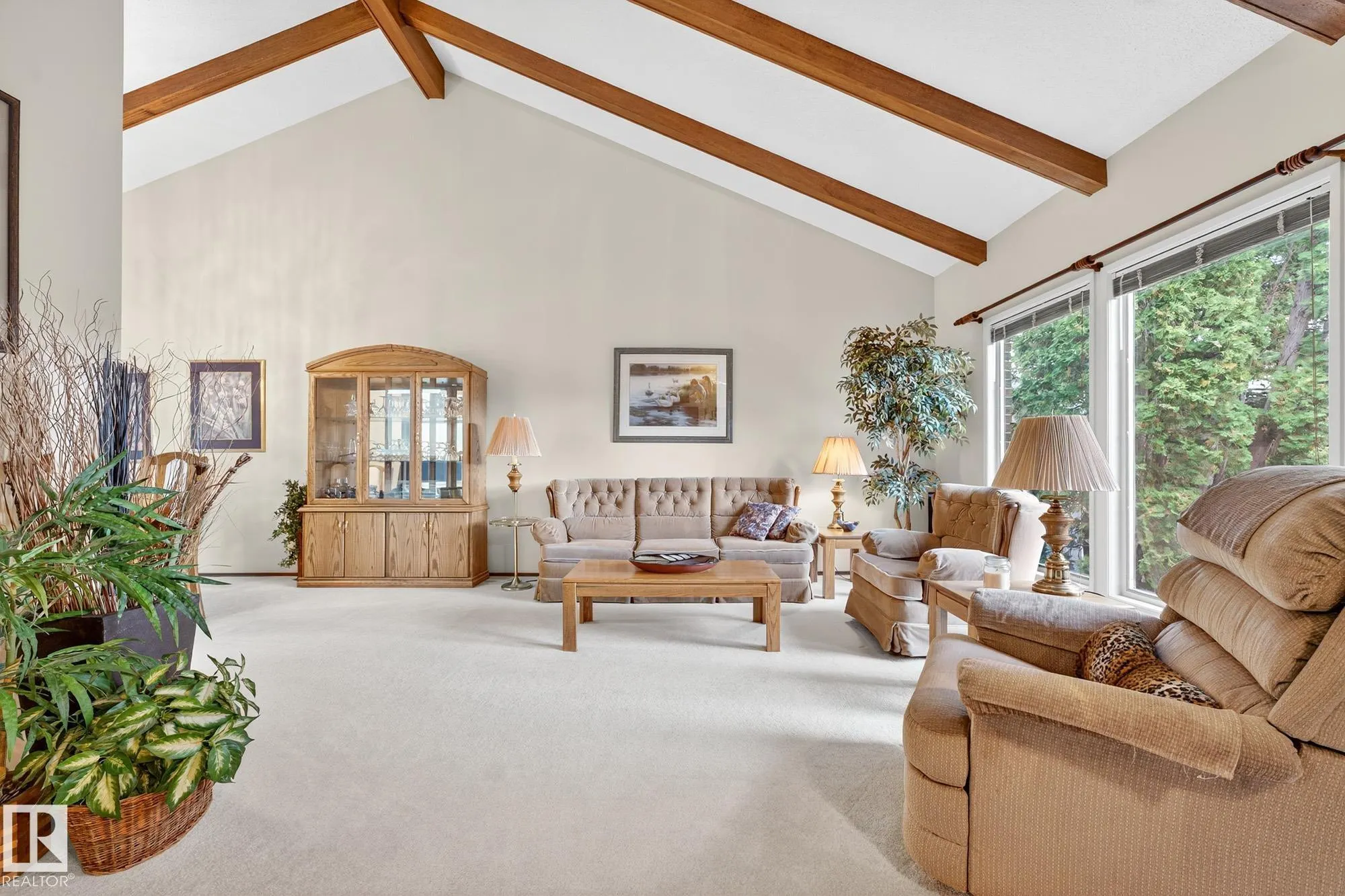 316 LESSARD Drive