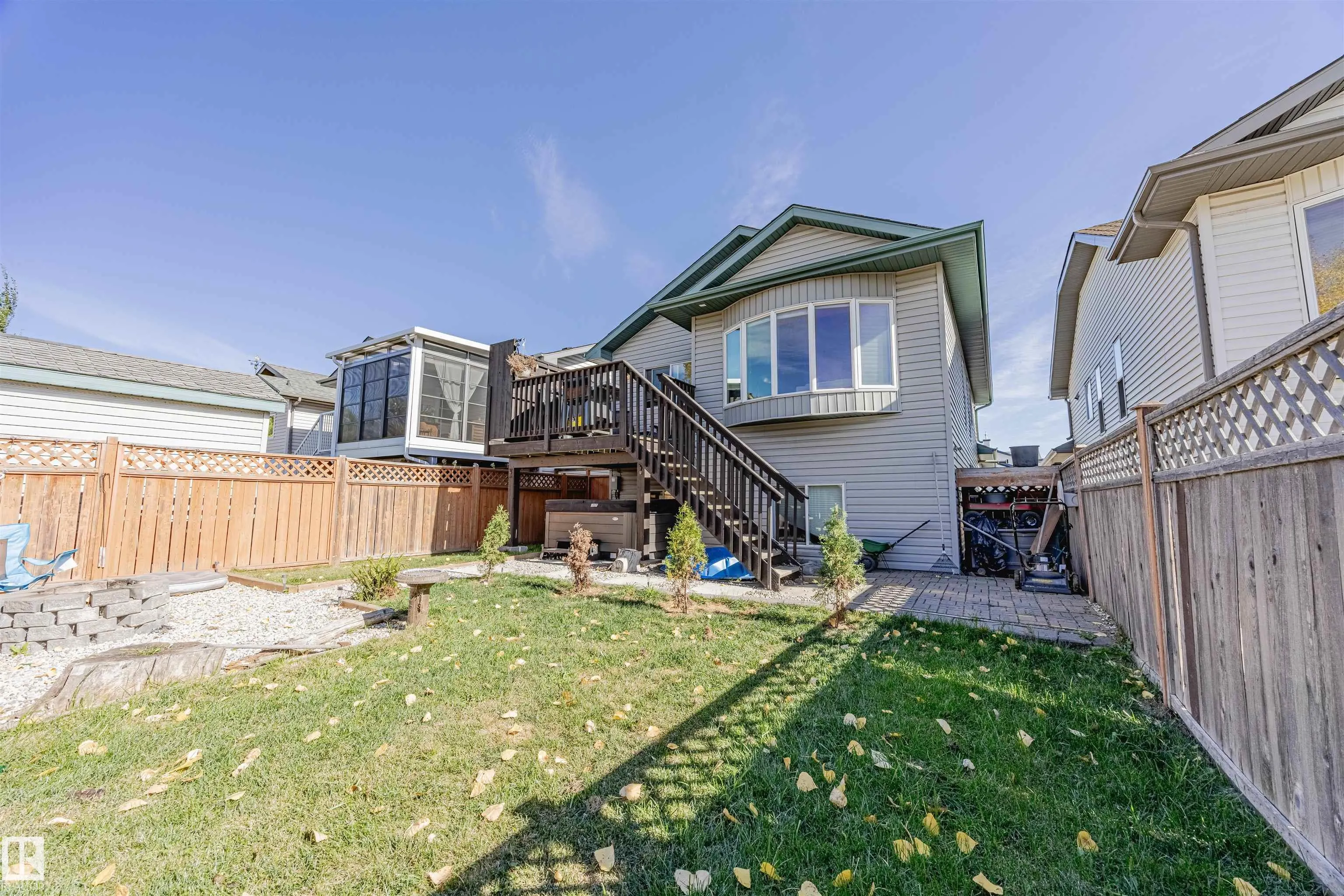 664 KANANASKIS Drive