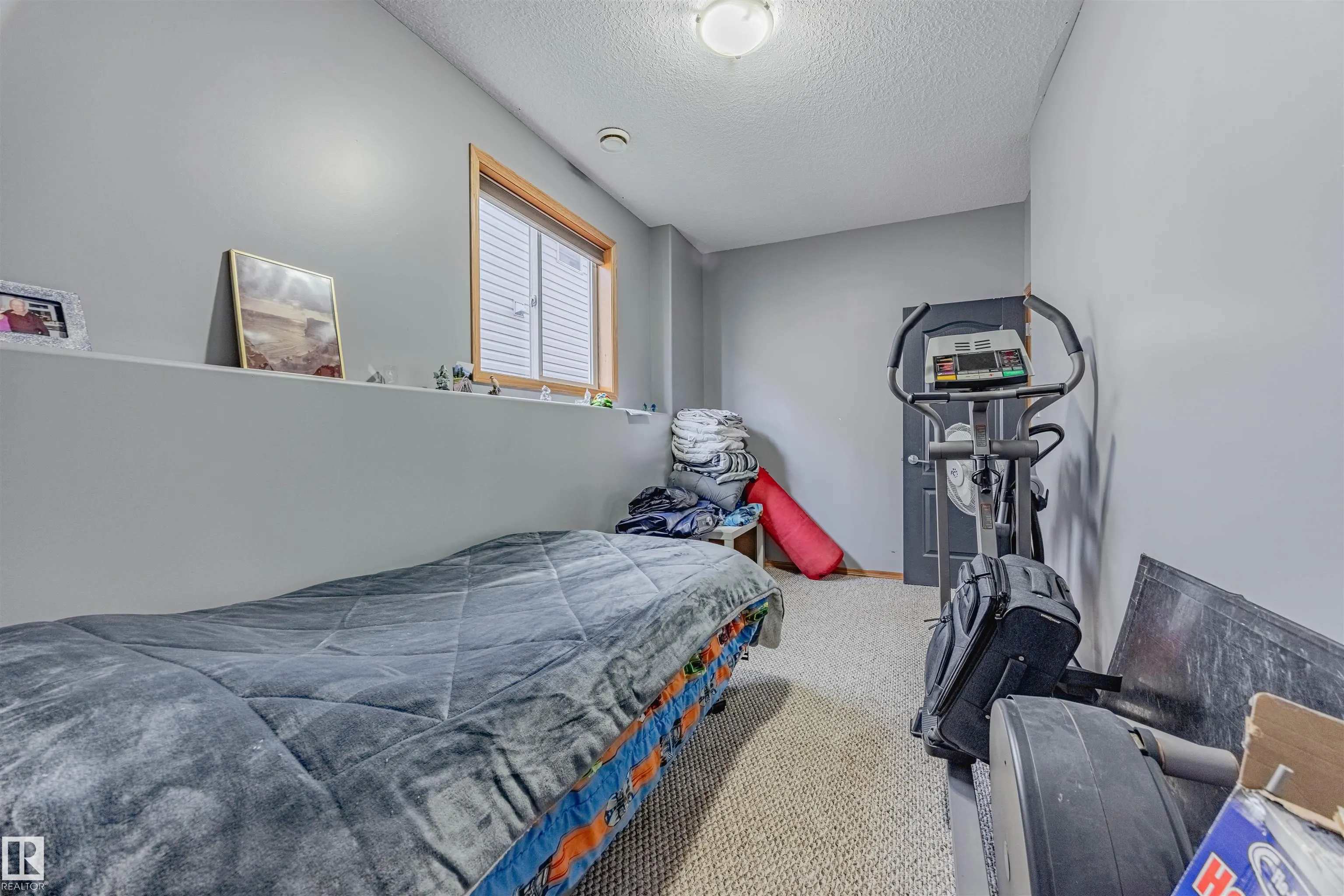 664 KANANASKIS Drive