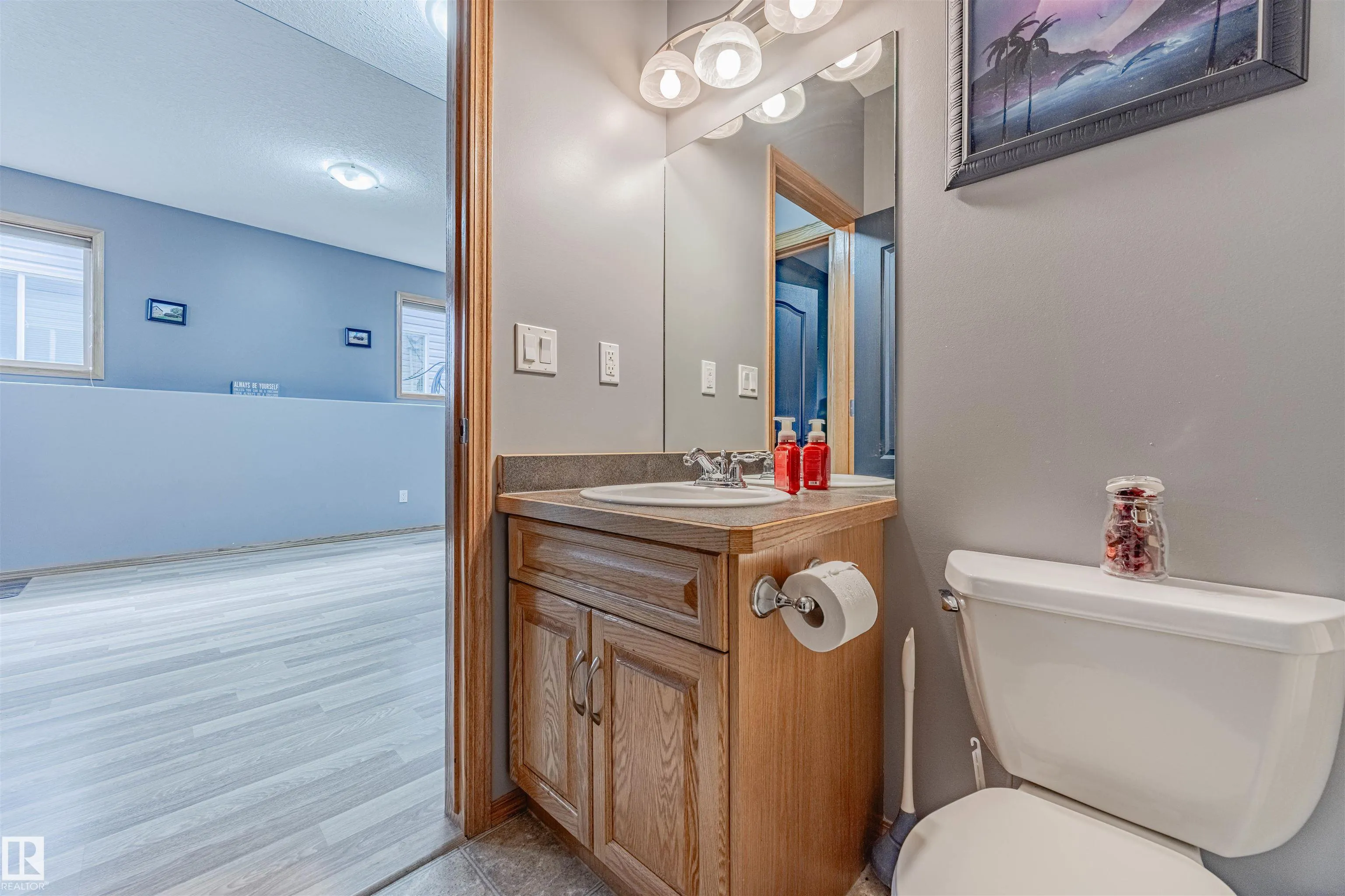 664 KANANASKIS Drive