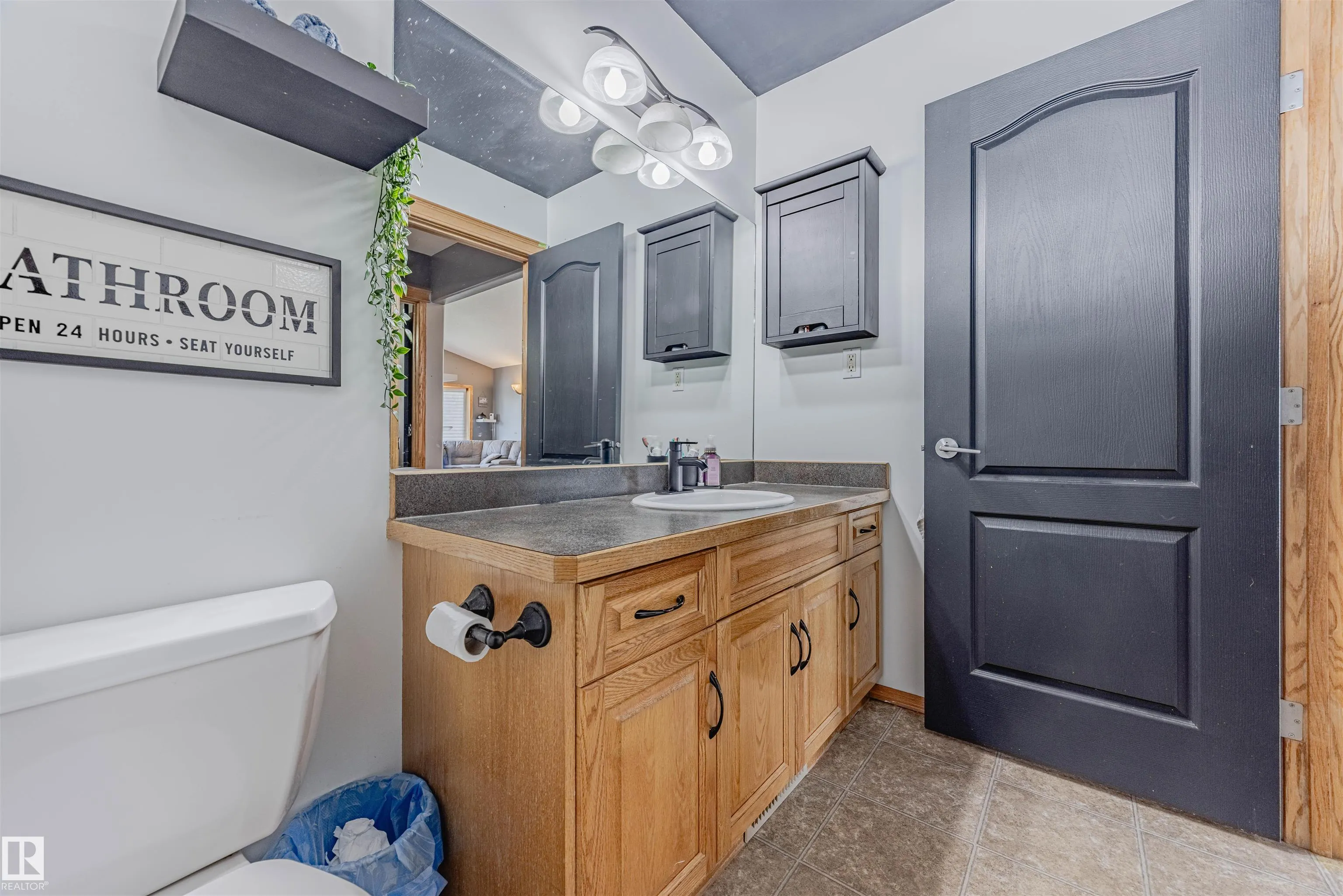 664 KANANASKIS Drive