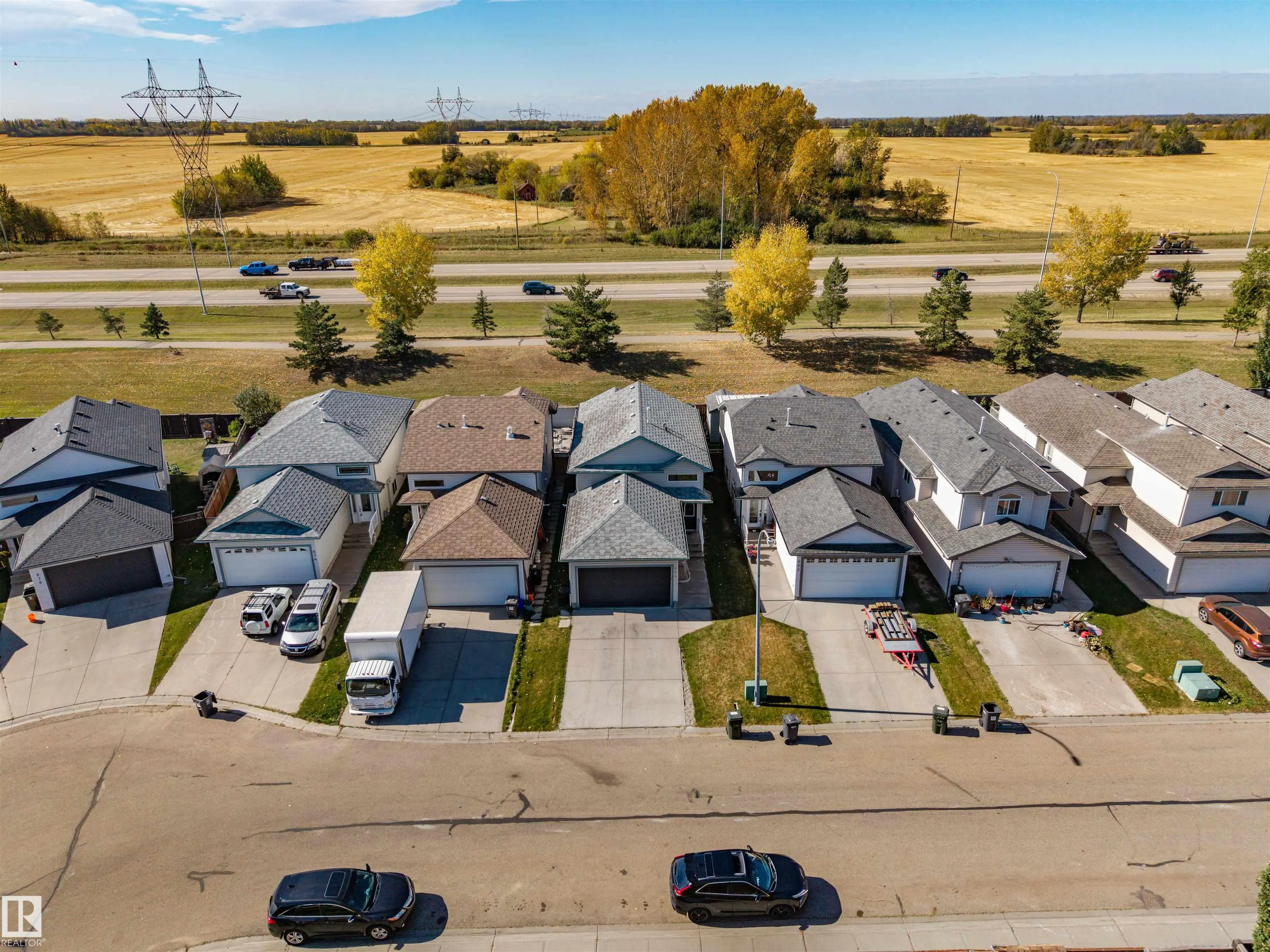 664 KANANASKIS Drive