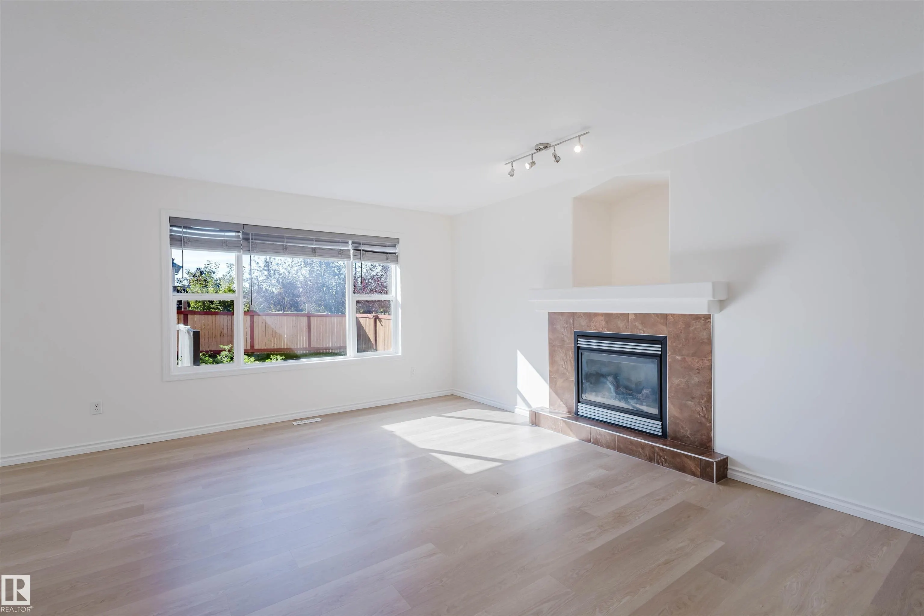135 RUE MARQUET
