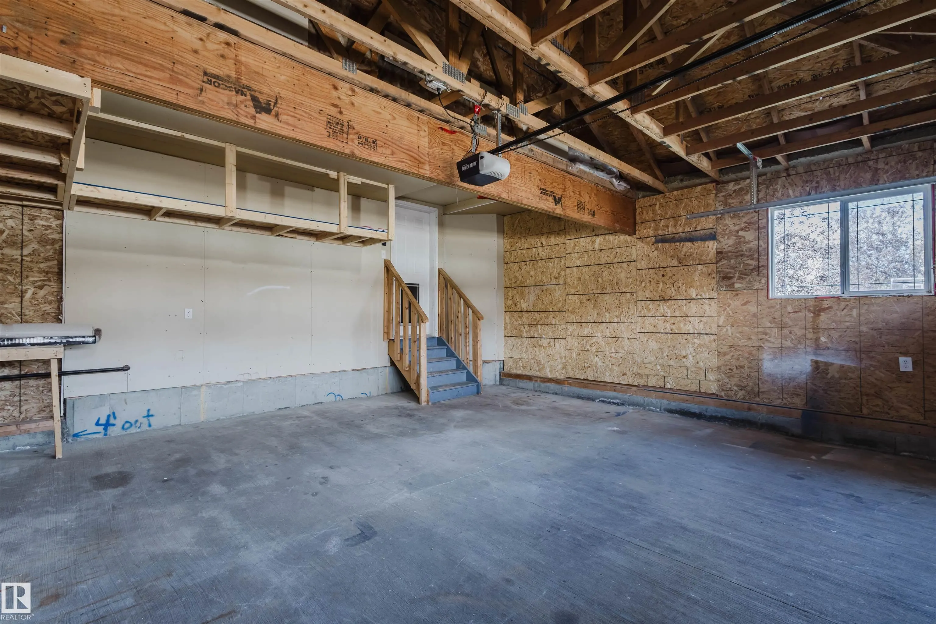 135 RUE MARQUET