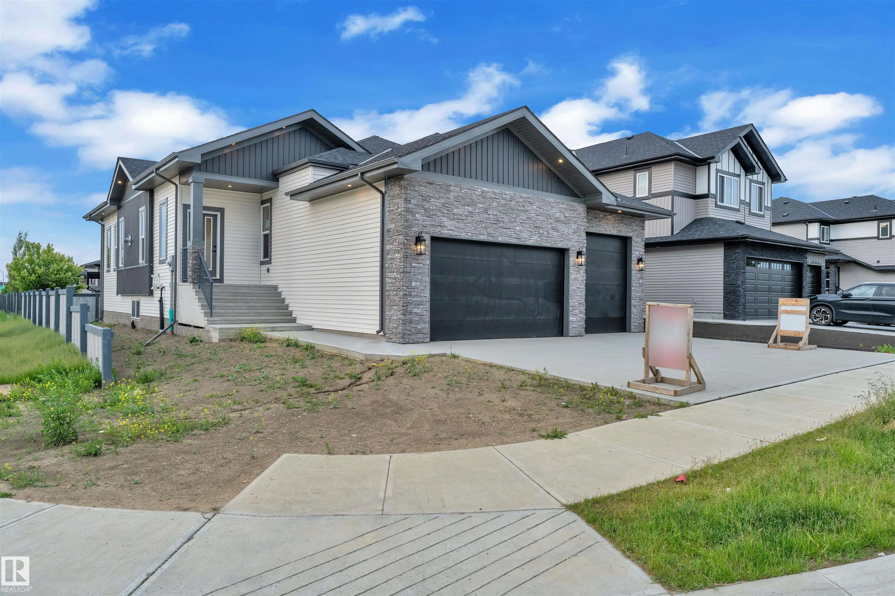 30 AVONLEA Way