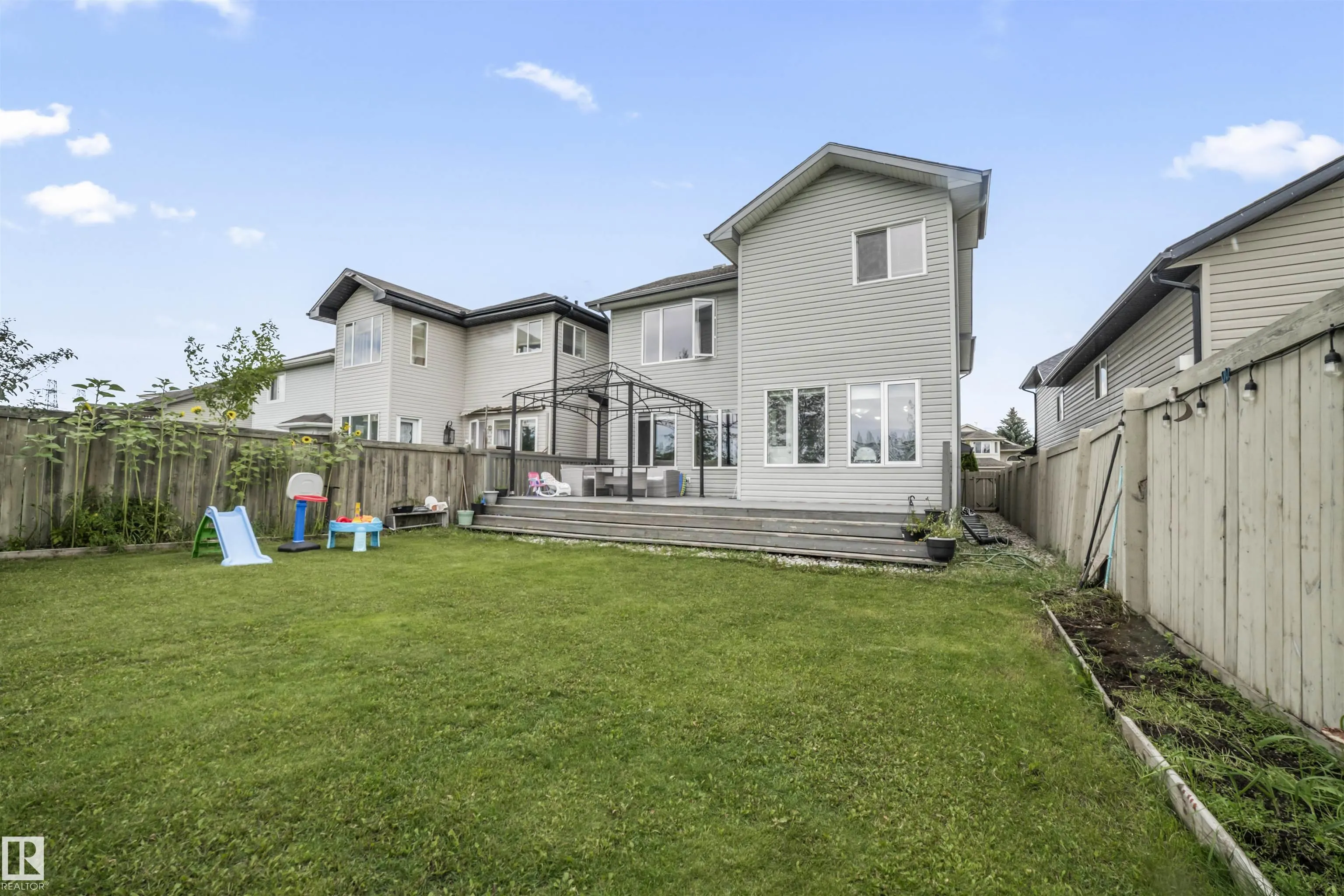 324 79 ST