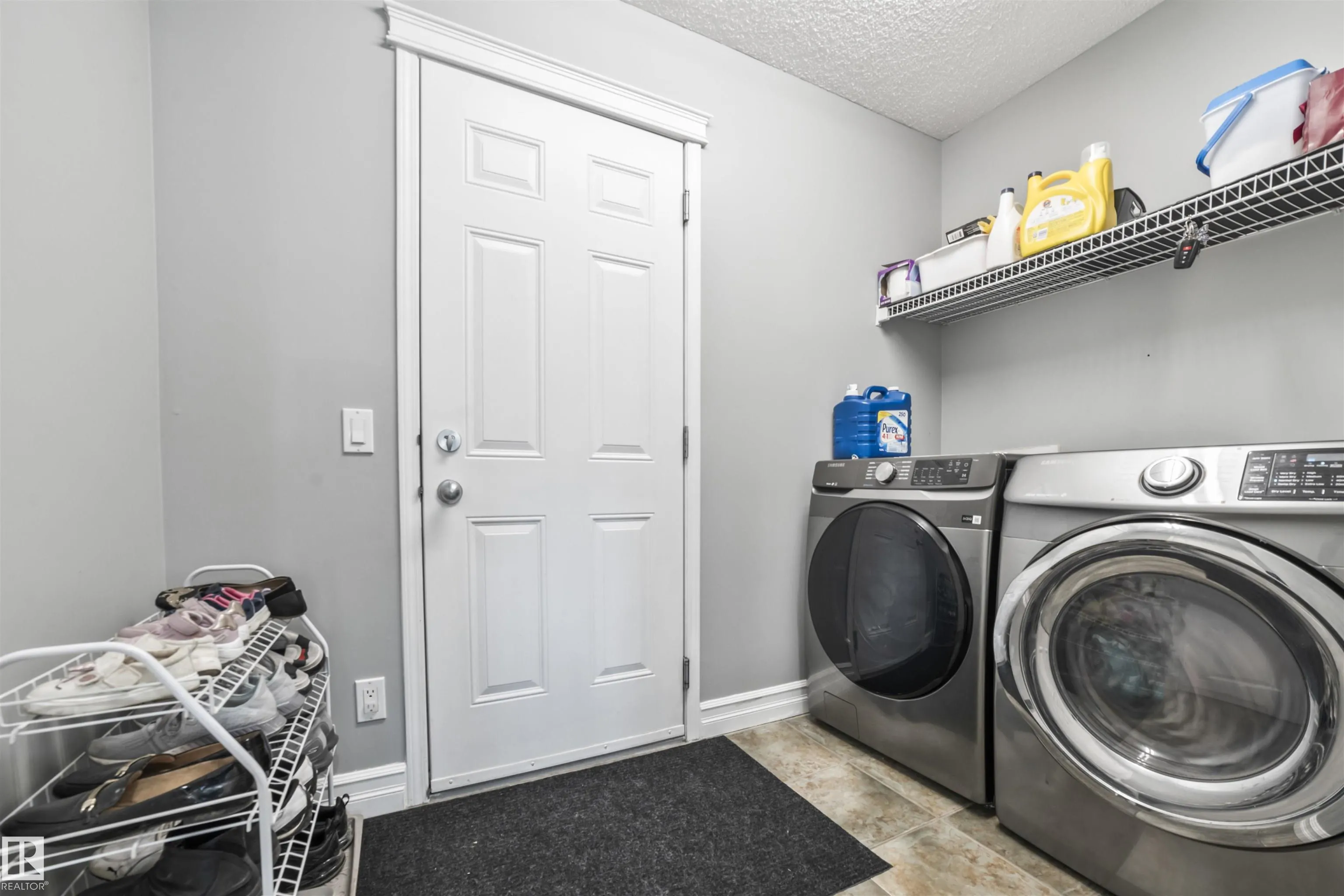 324 79 ST