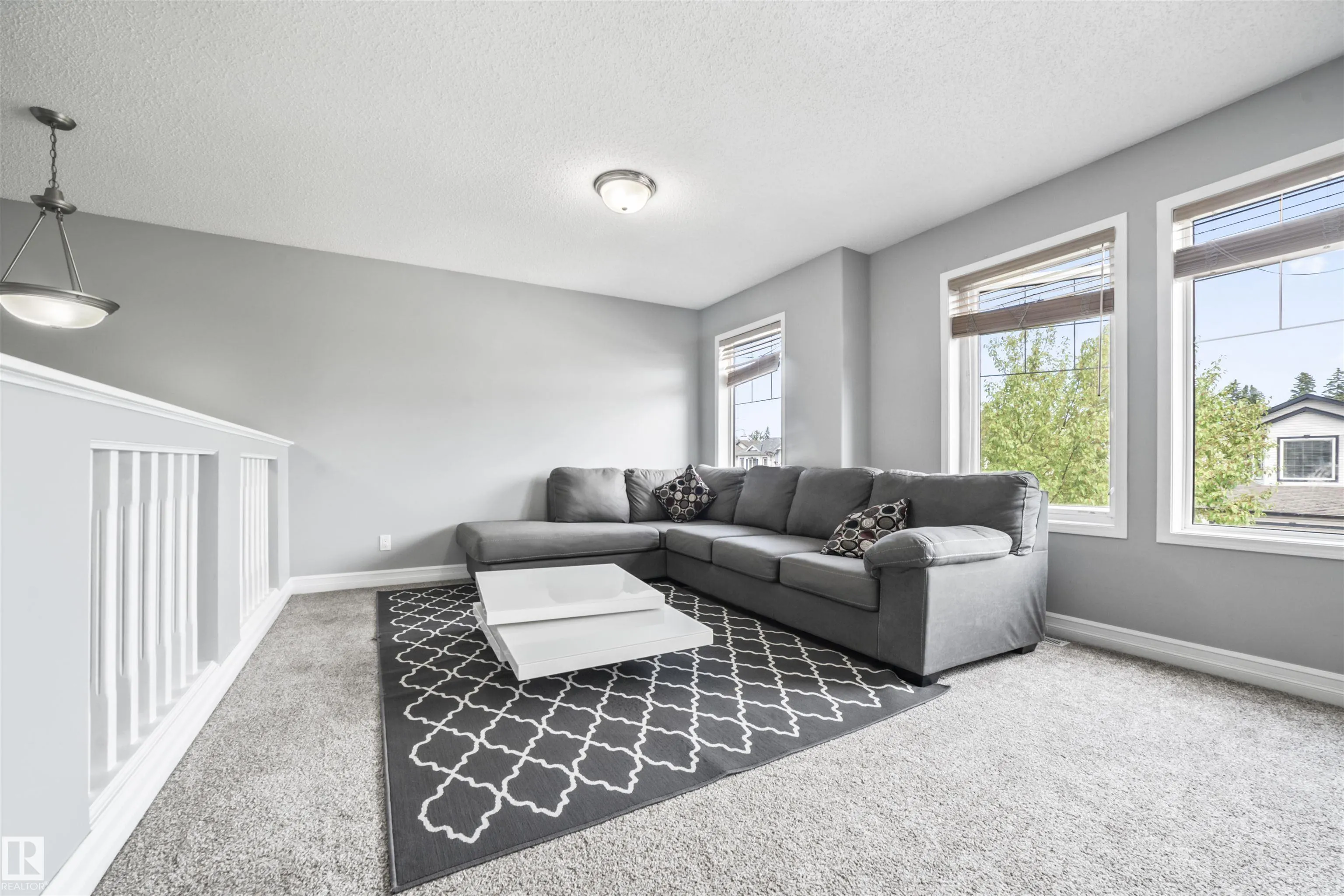 324 79 ST