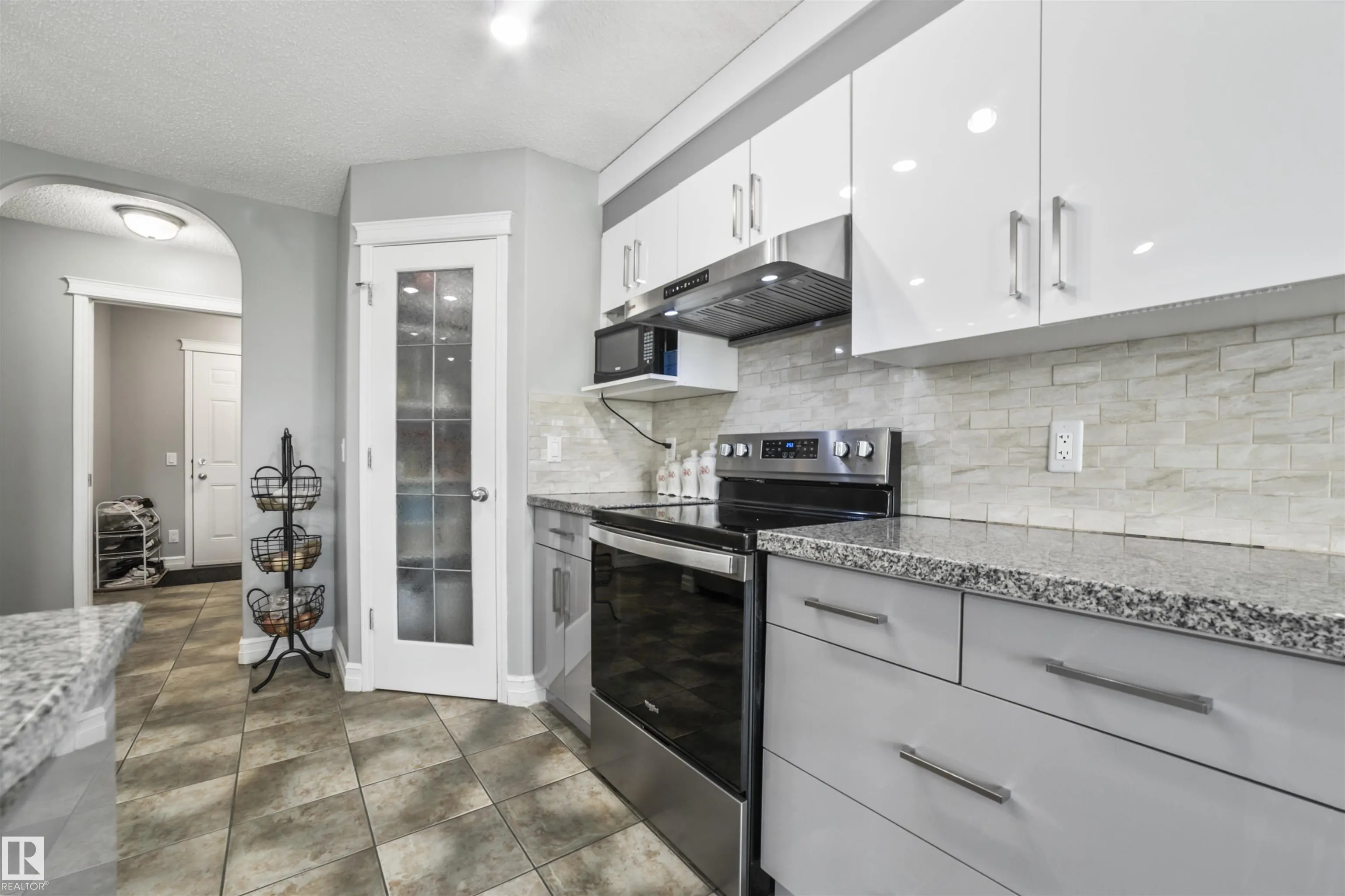 324 79 ST