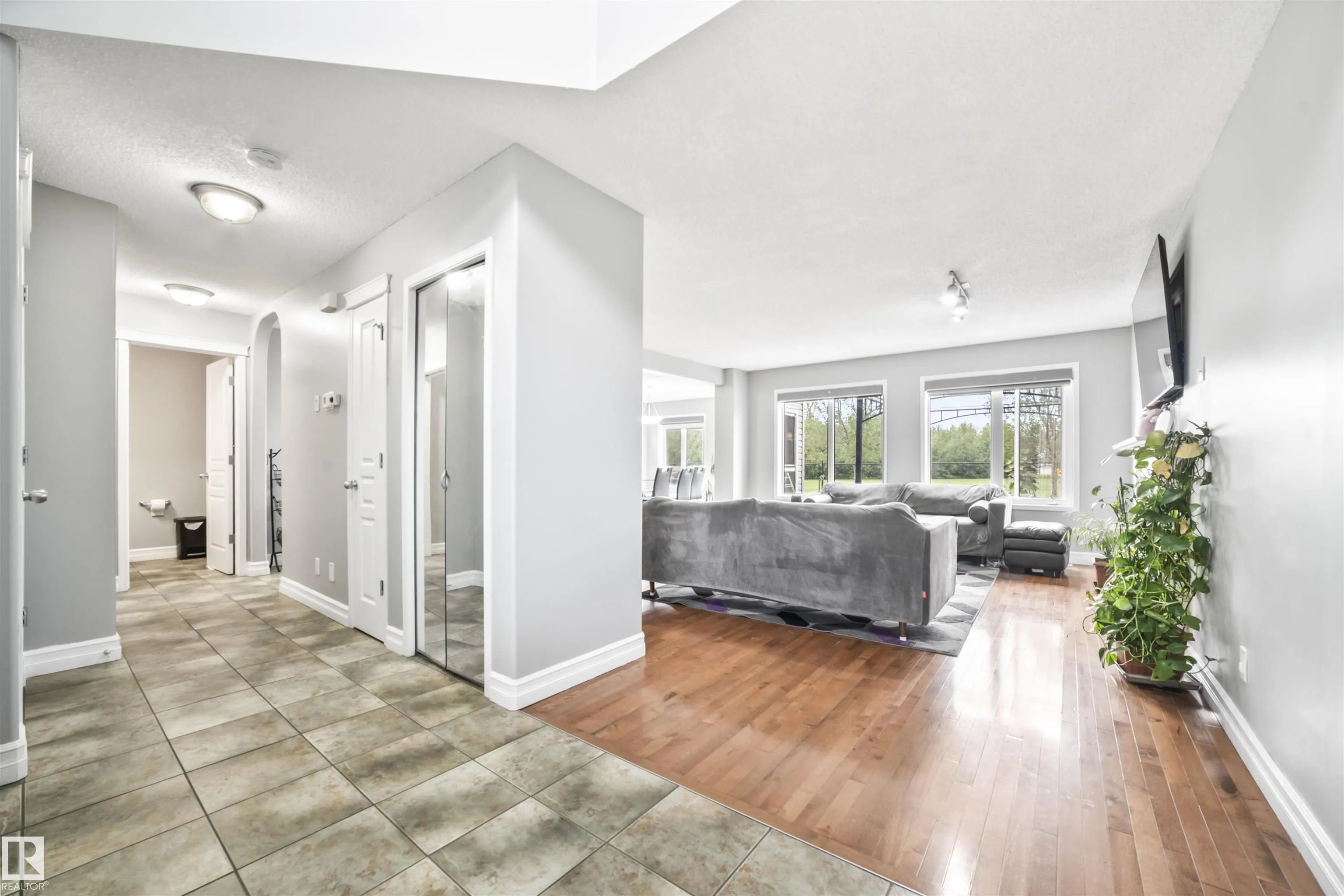 324 79 ST