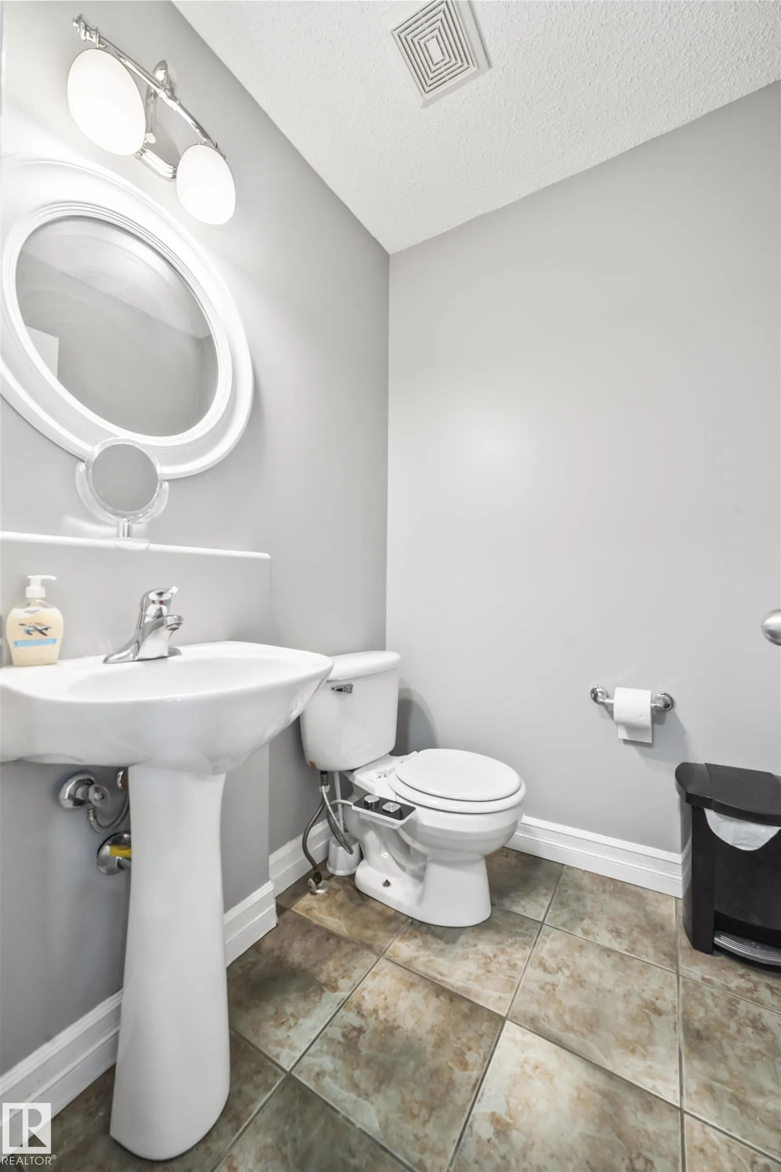 324 79 ST