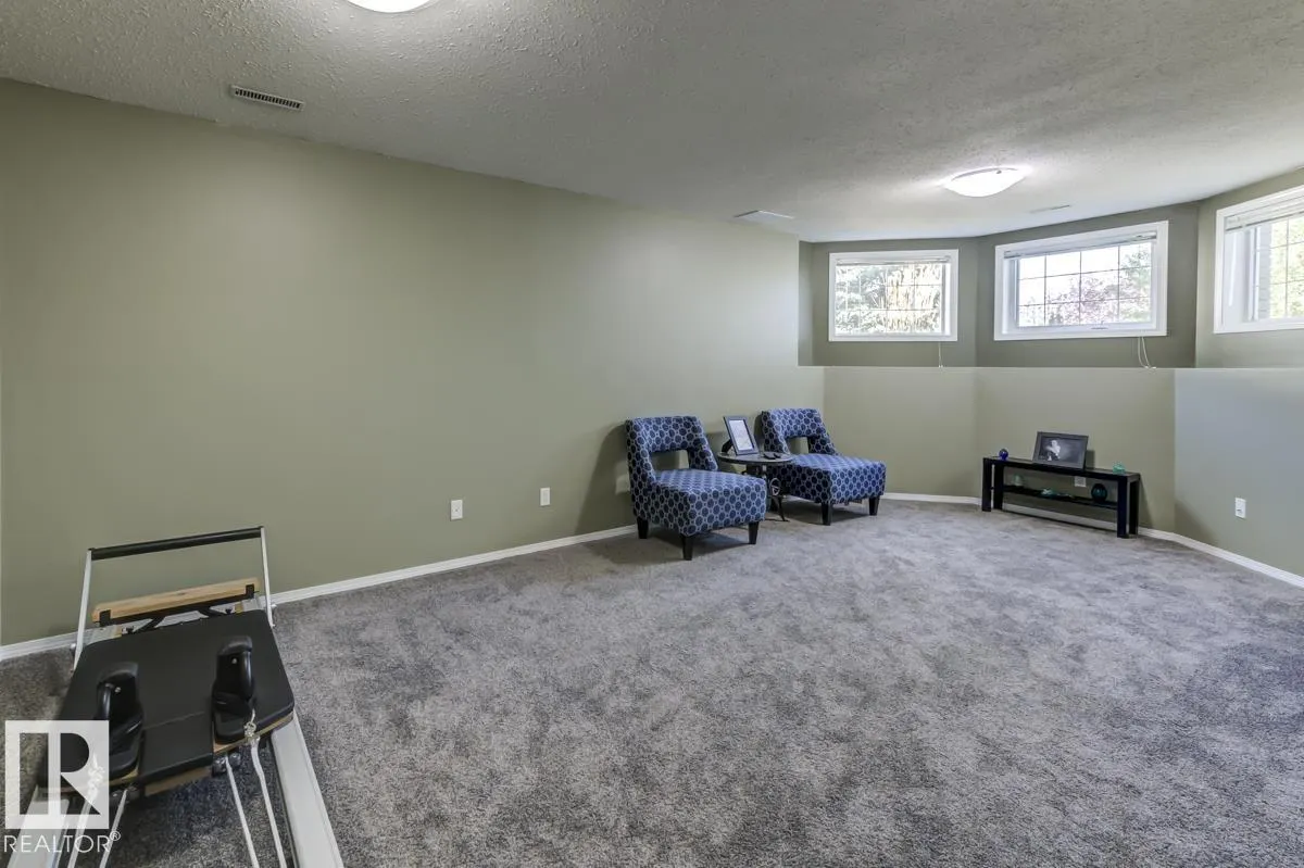 182 FOXBORO Landing