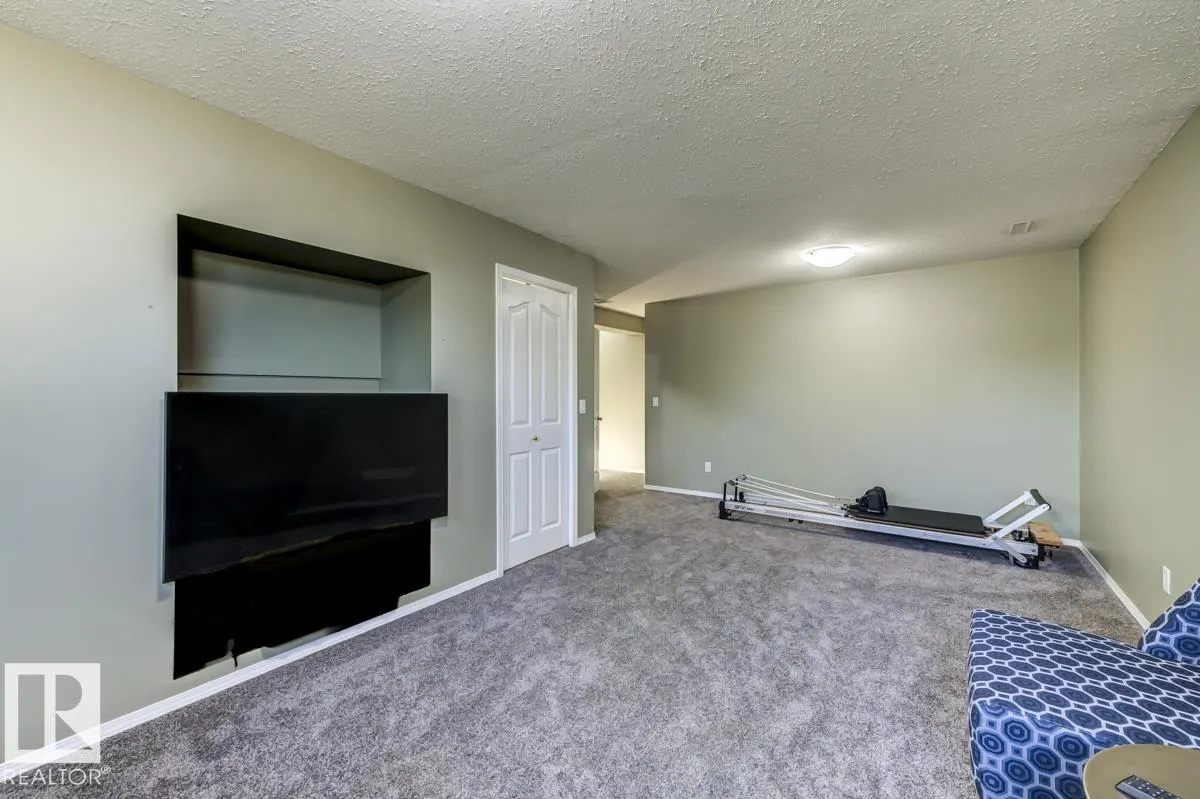 182 FOXBORO Landing