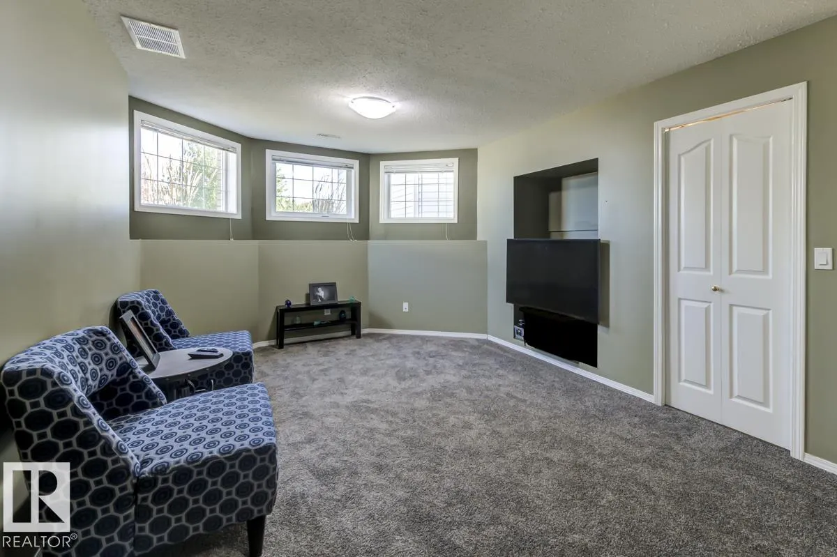 182 FOXBORO Landing