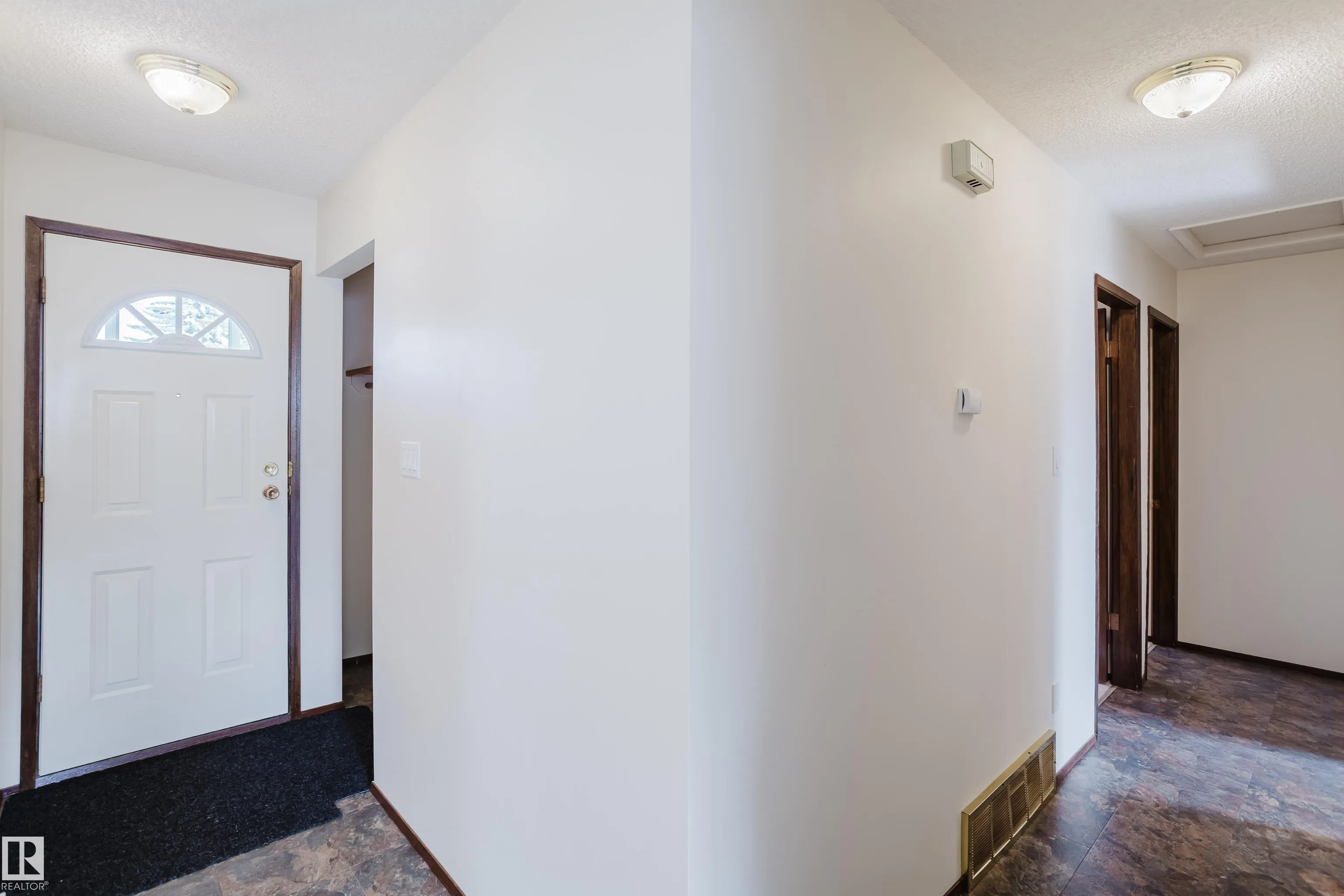 75 WESTVIEW Crescent