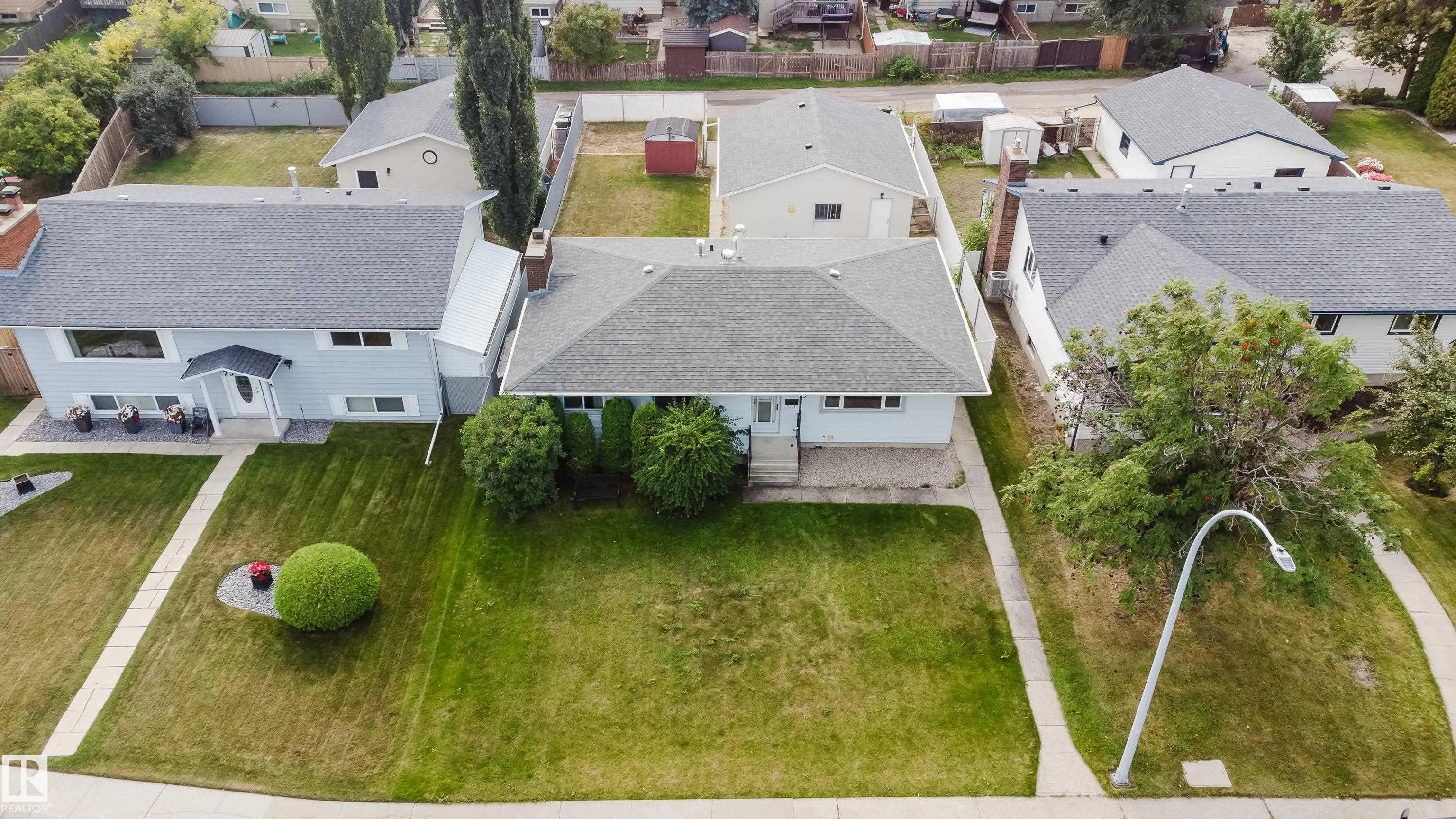 75 WESTVIEW Crescent