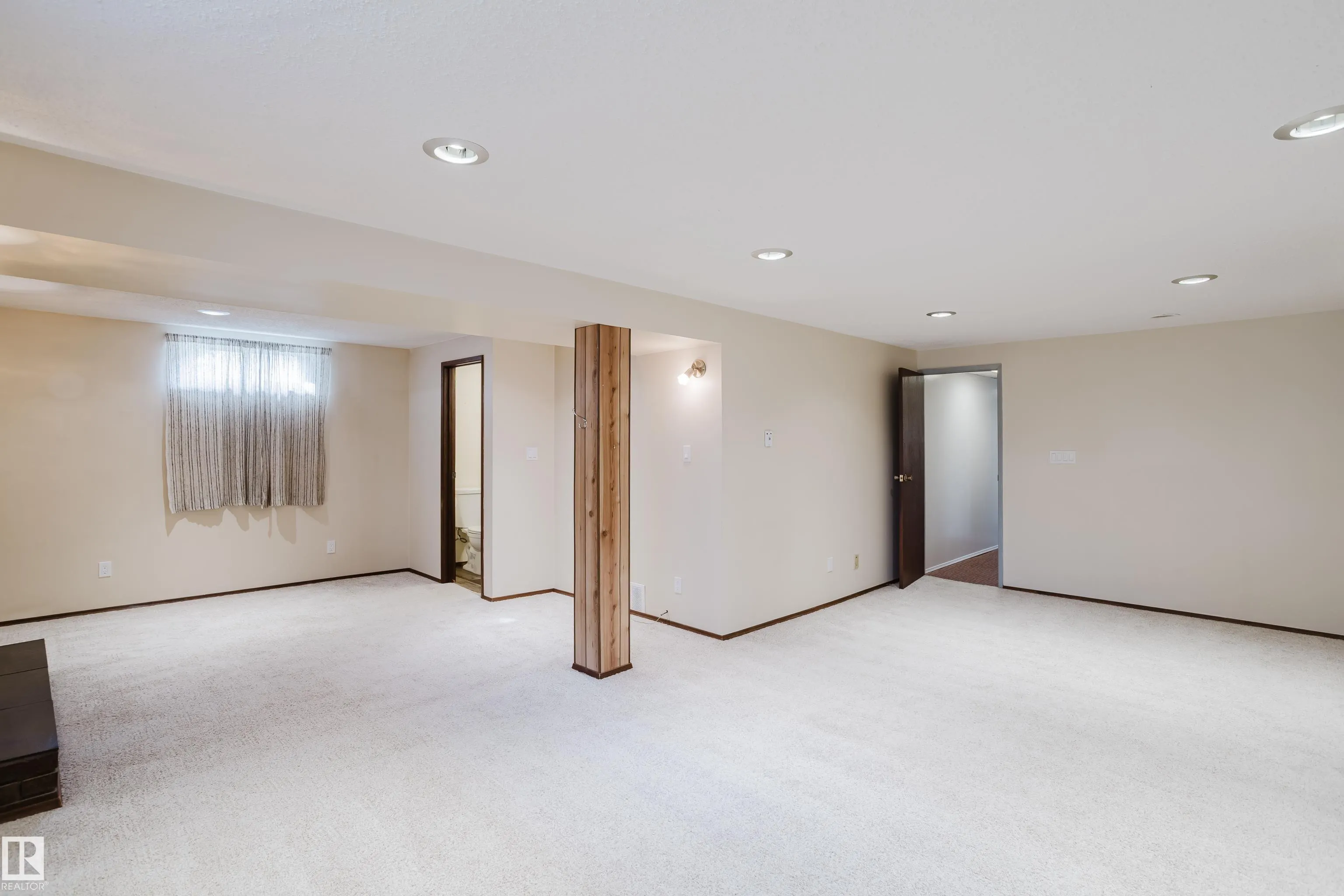 75 WESTVIEW Crescent
