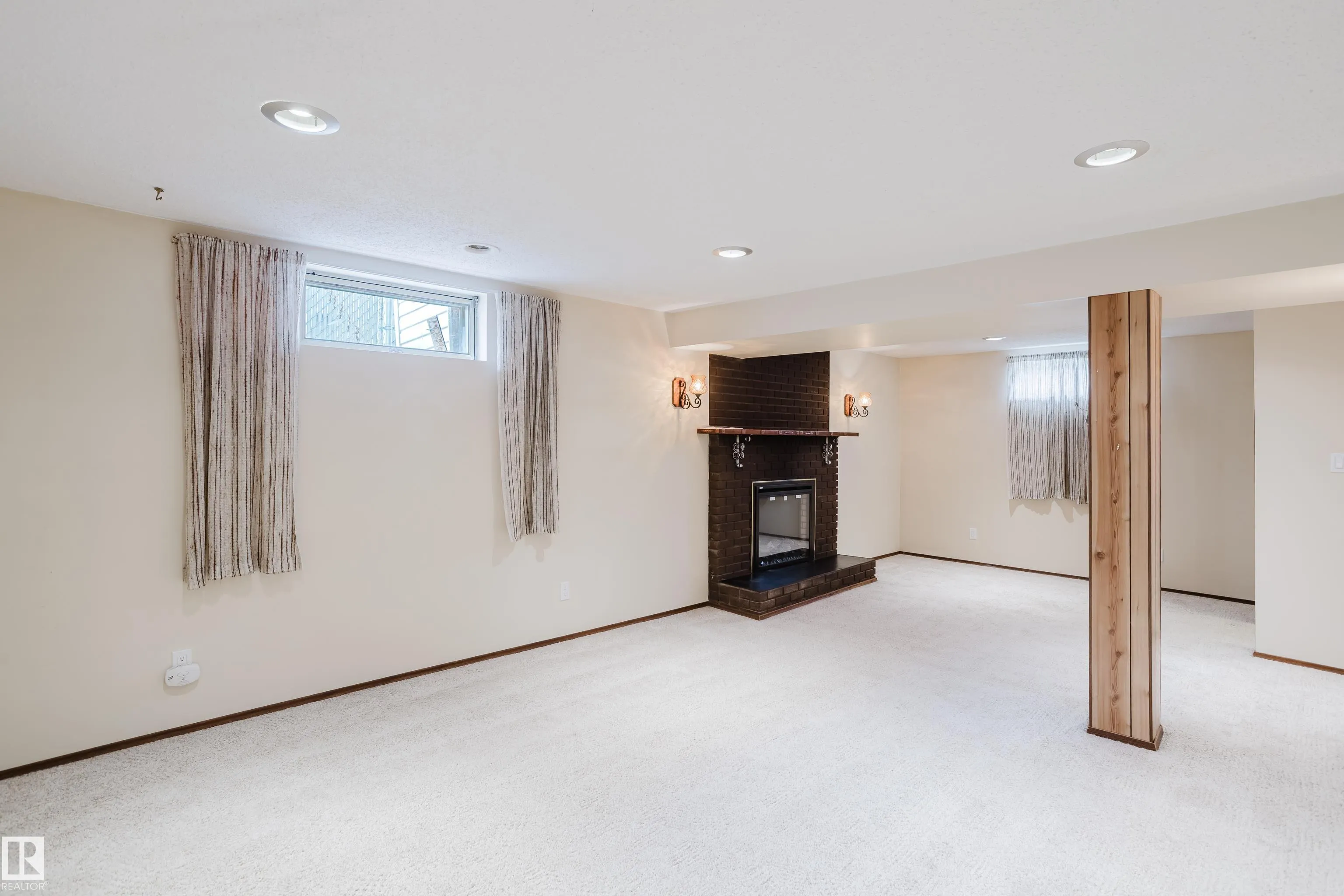75 WESTVIEW Crescent