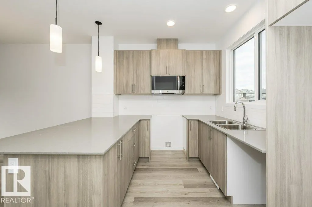 322 EDGEMONT Drive