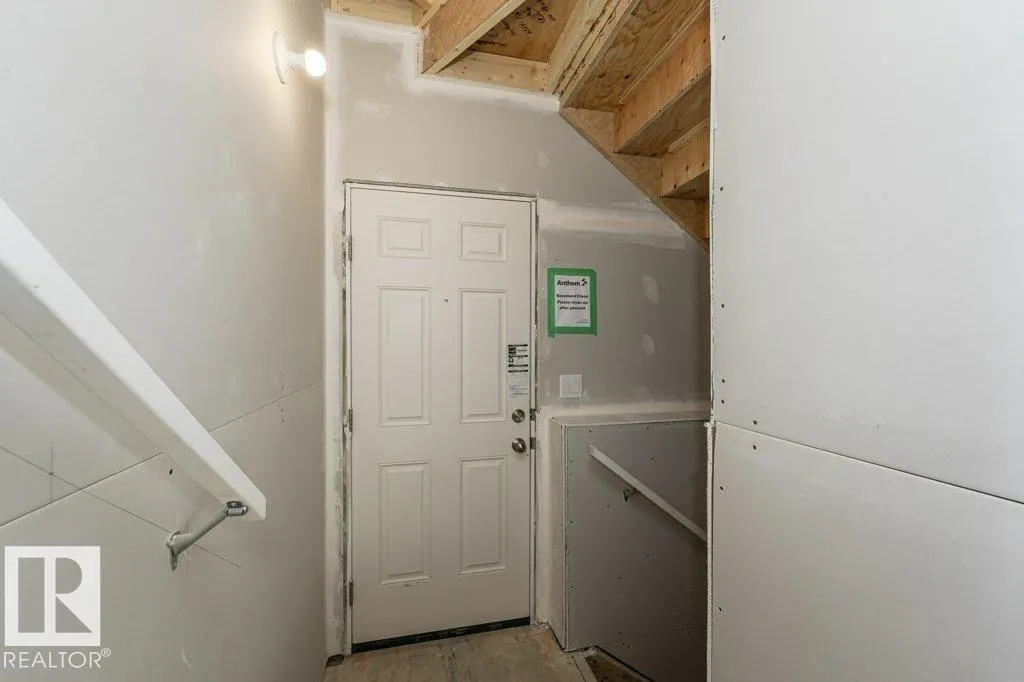 326 EDGEMONT Drive