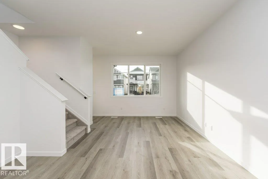 326 EDGEMONT Drive