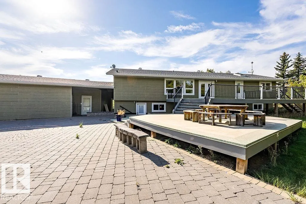 224061 TWP ROAD 462