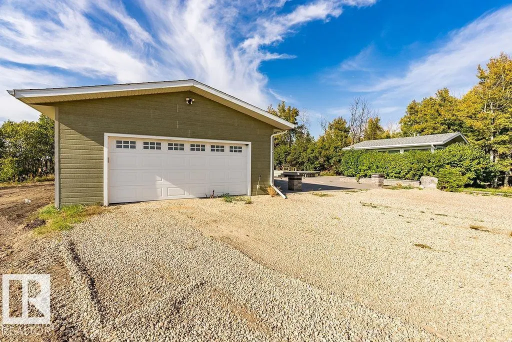 224061 TWP ROAD 462