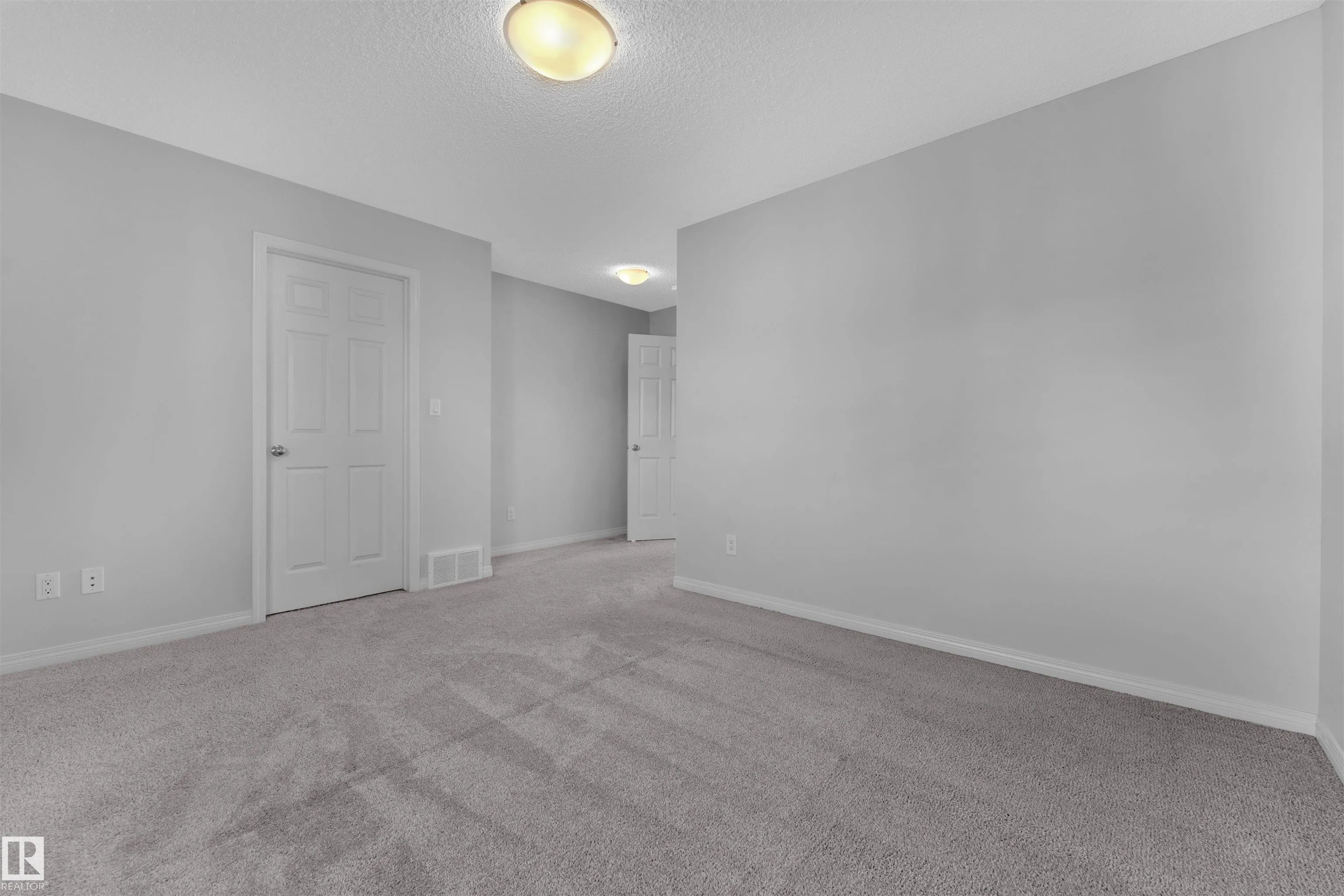 1025 EAST BEND Bend