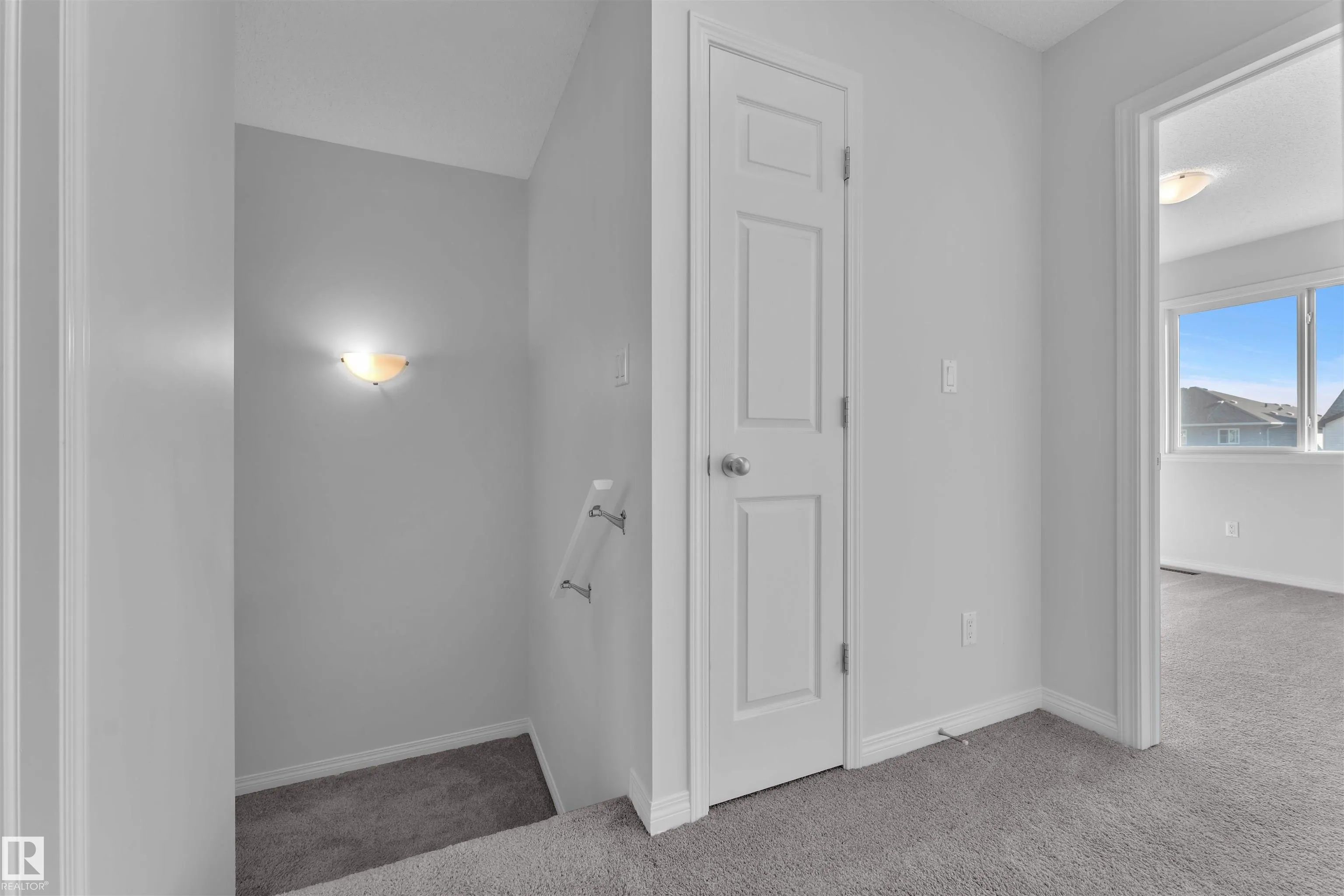 1025 EAST BEND Bend