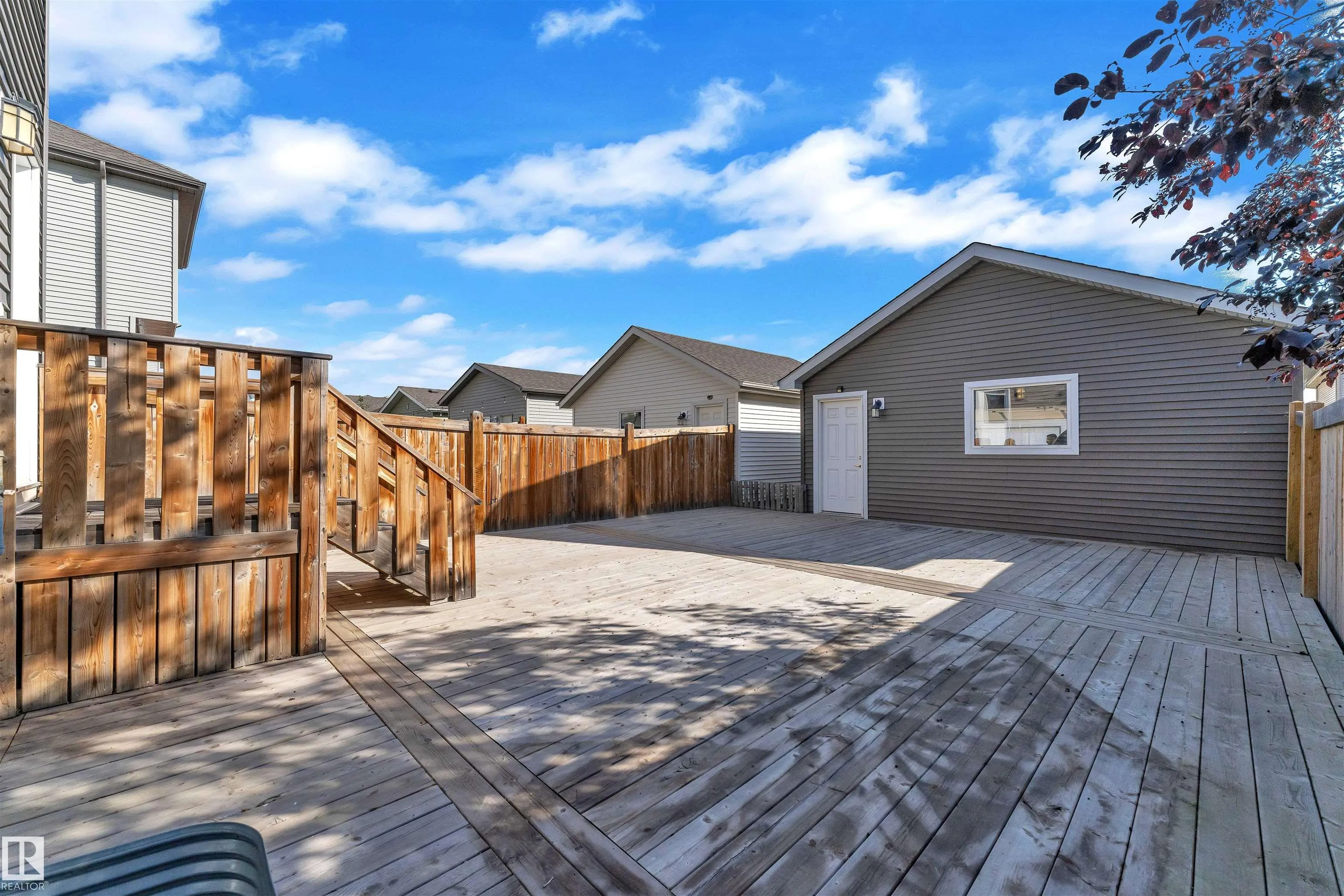 1025 EAST BEND Bend