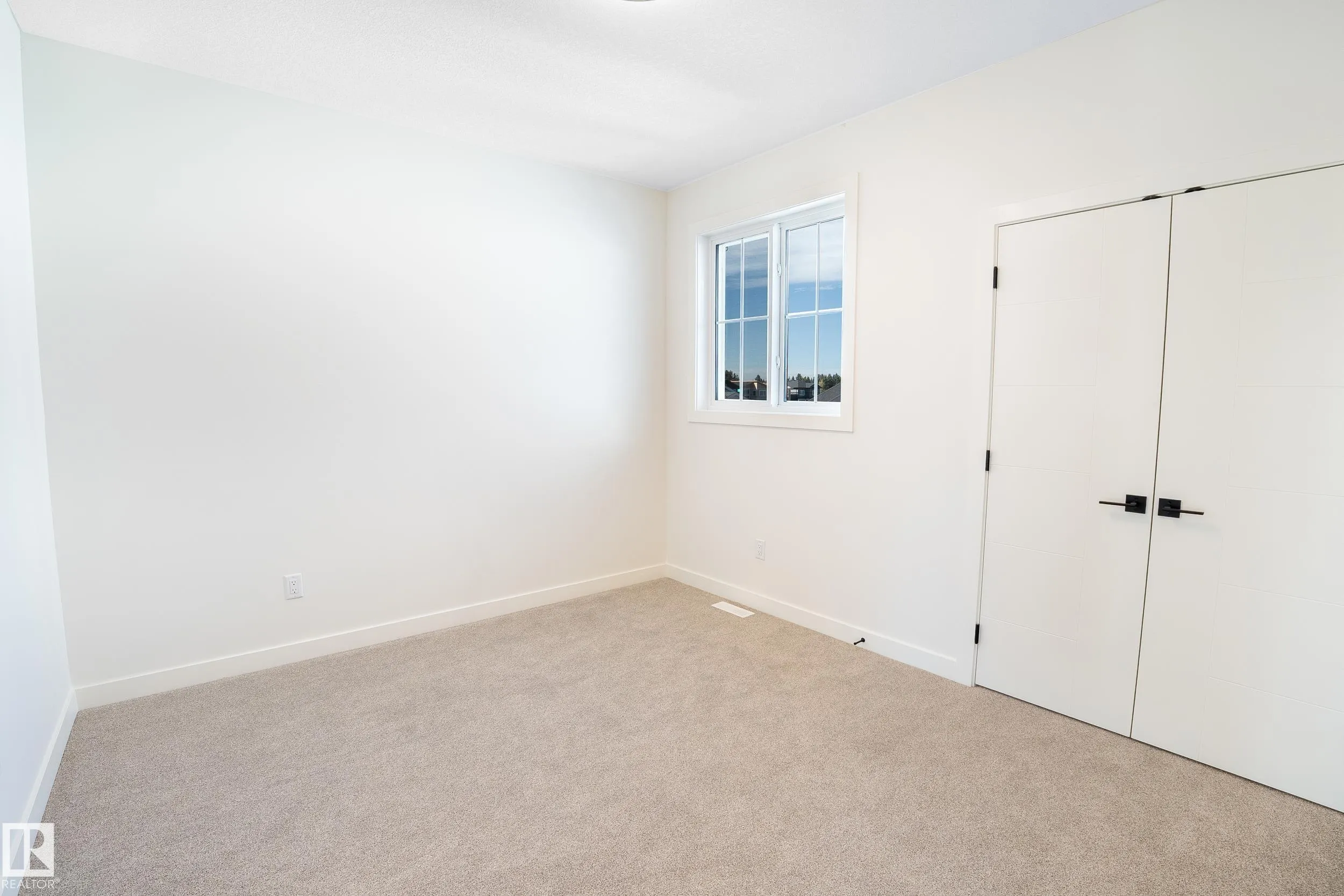 119 Lilac Close