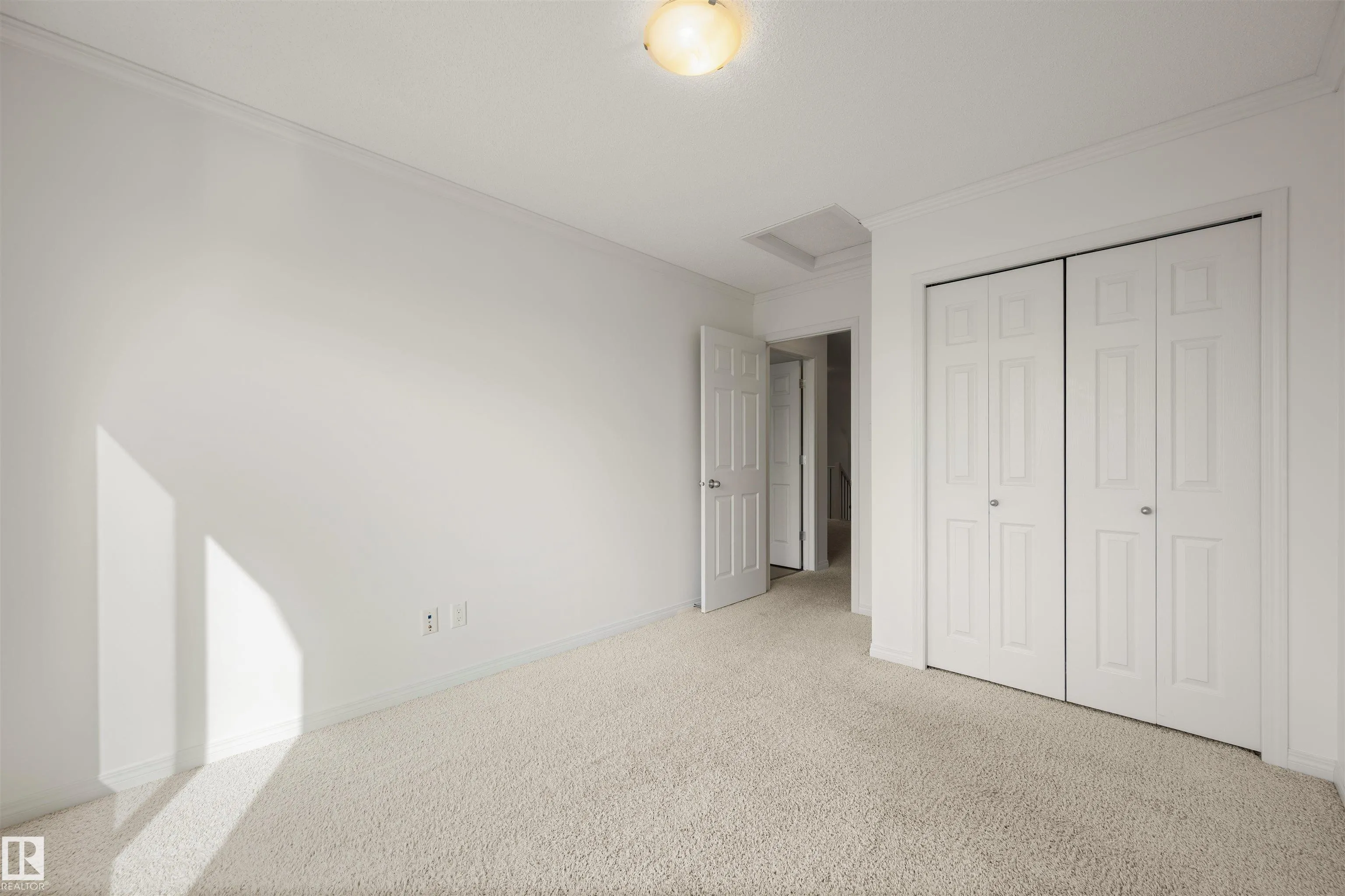 4669 CRABAPPLE Run