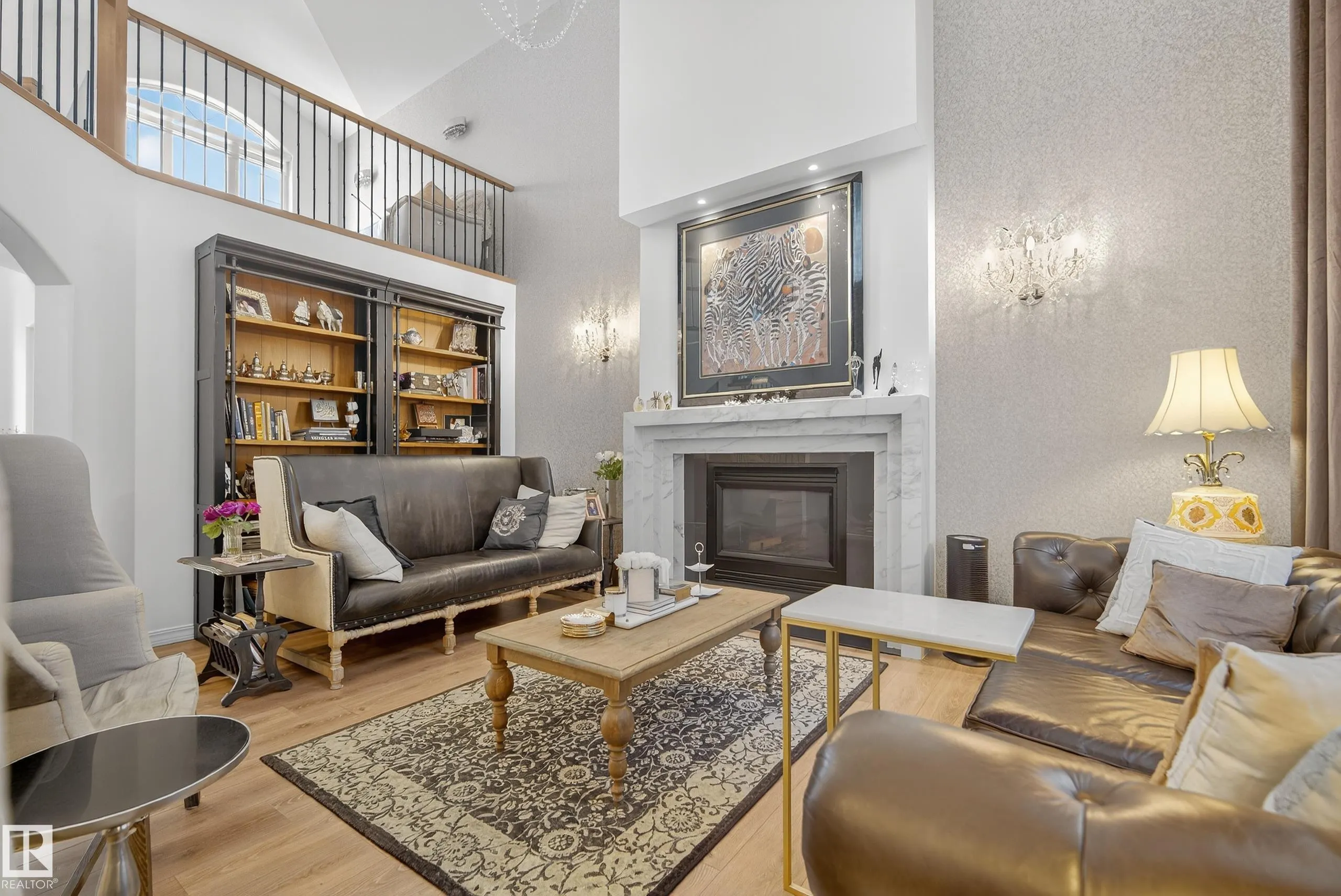 37 LEONARD Drive
