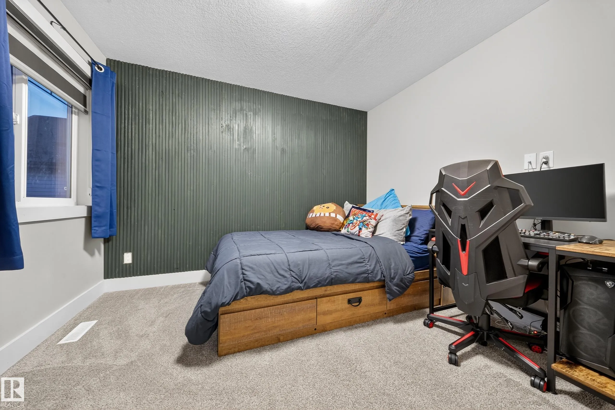 5553 POIRIER Way